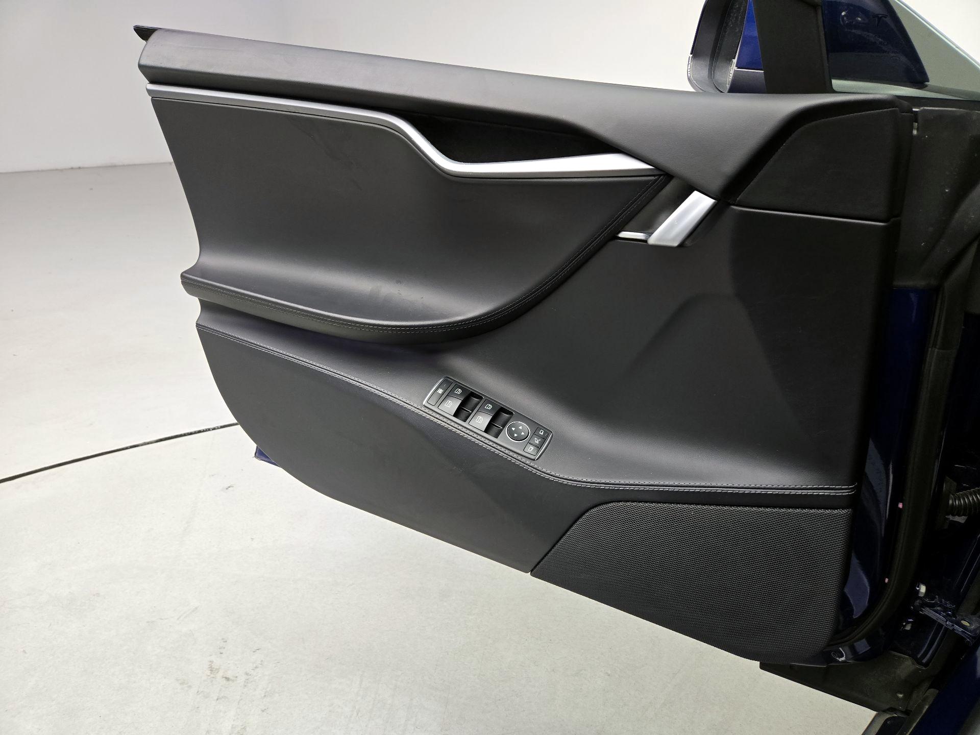 Thumbnail: 2021 Tesla Model S - 12