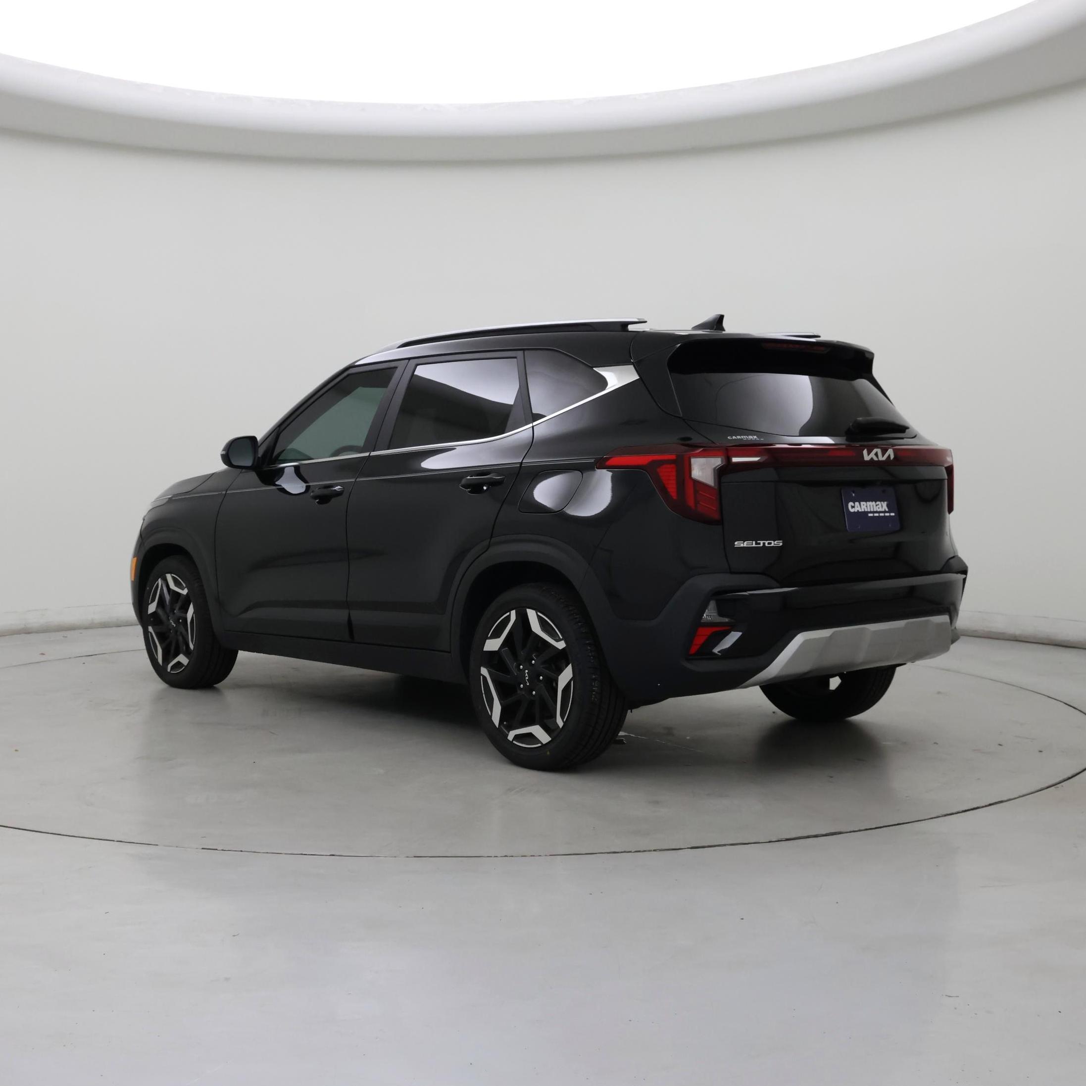 Thumbnail: 2024 Kia Seltos - 2