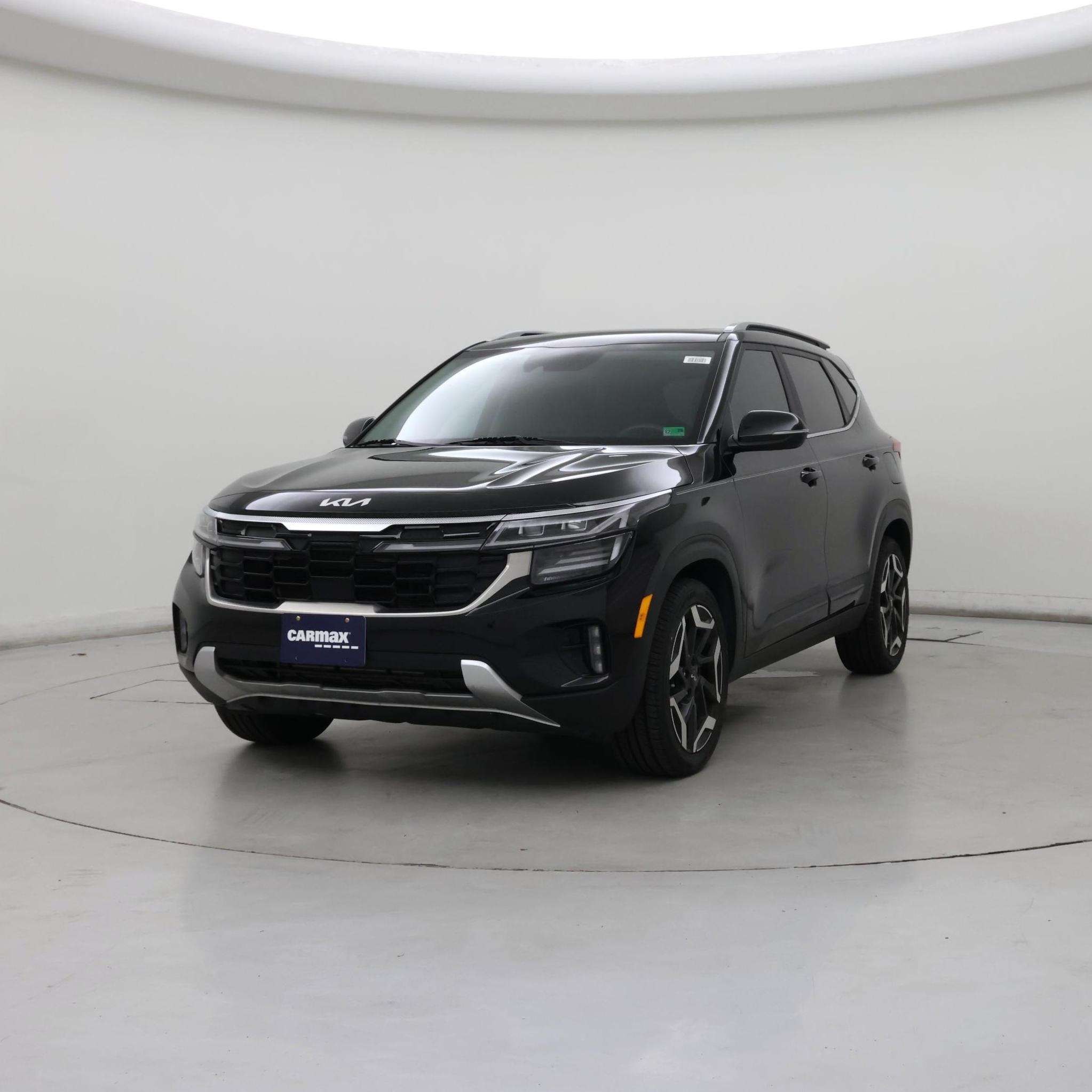 Thumbnail: 2024 Kia Seltos - 4