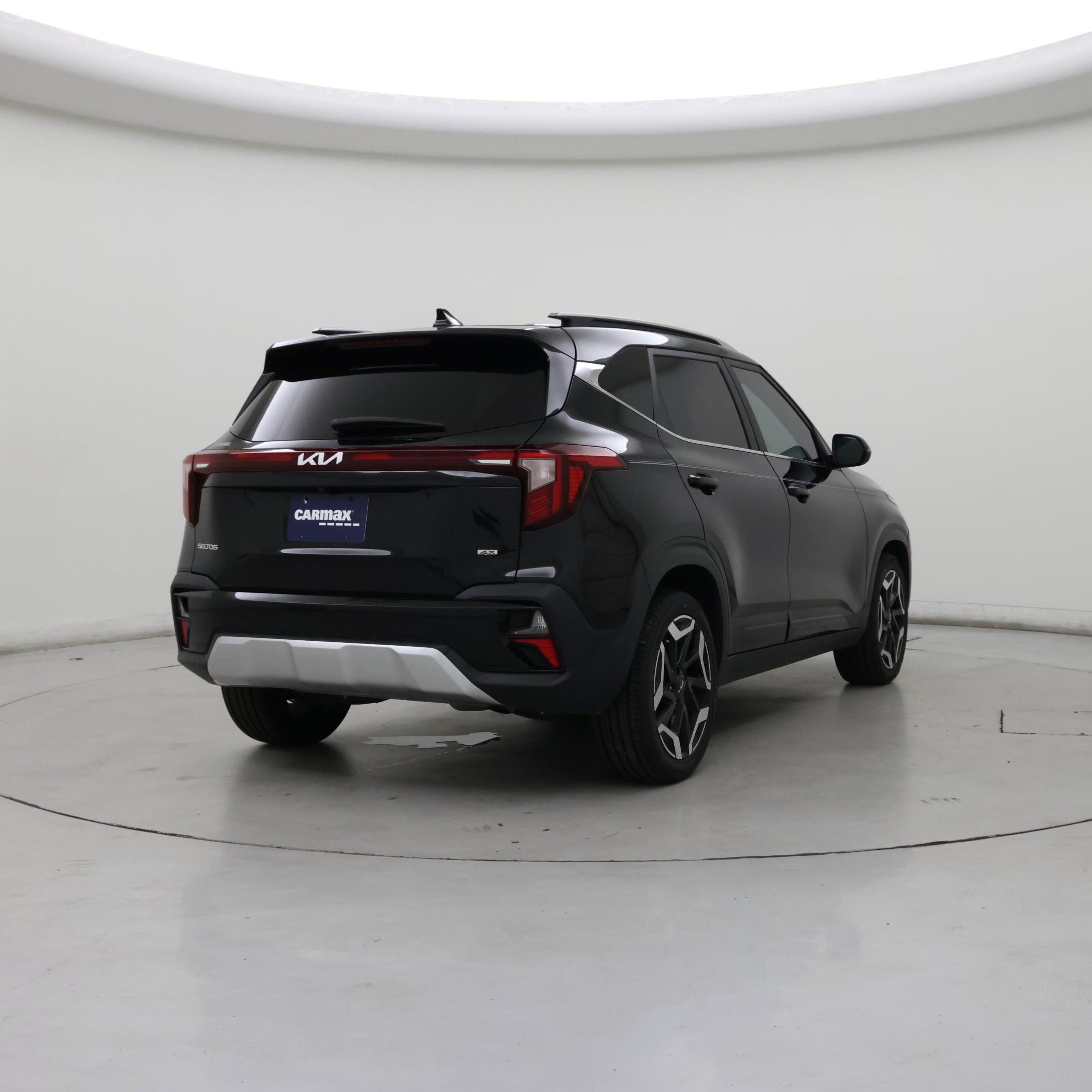 Thumbnail: 2024 Kia Seltos - 8
