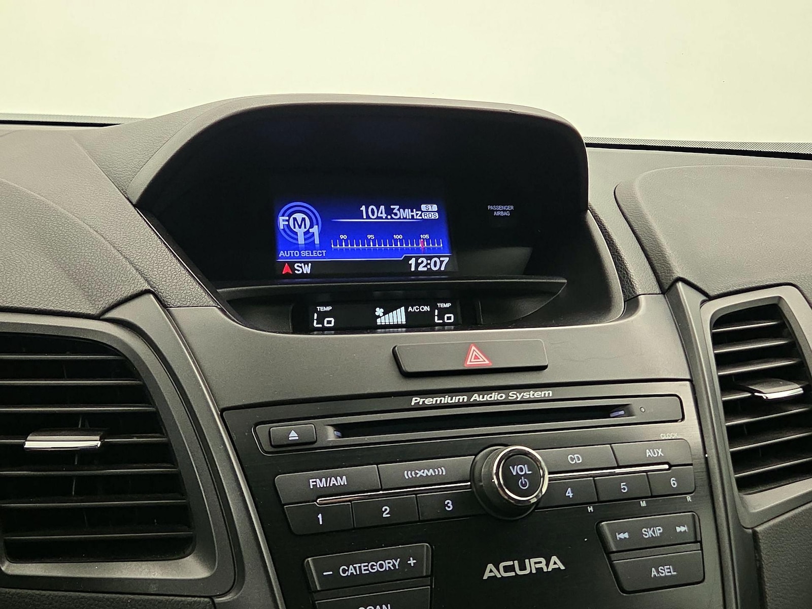 2017 Acura RDX Base - Photo 16