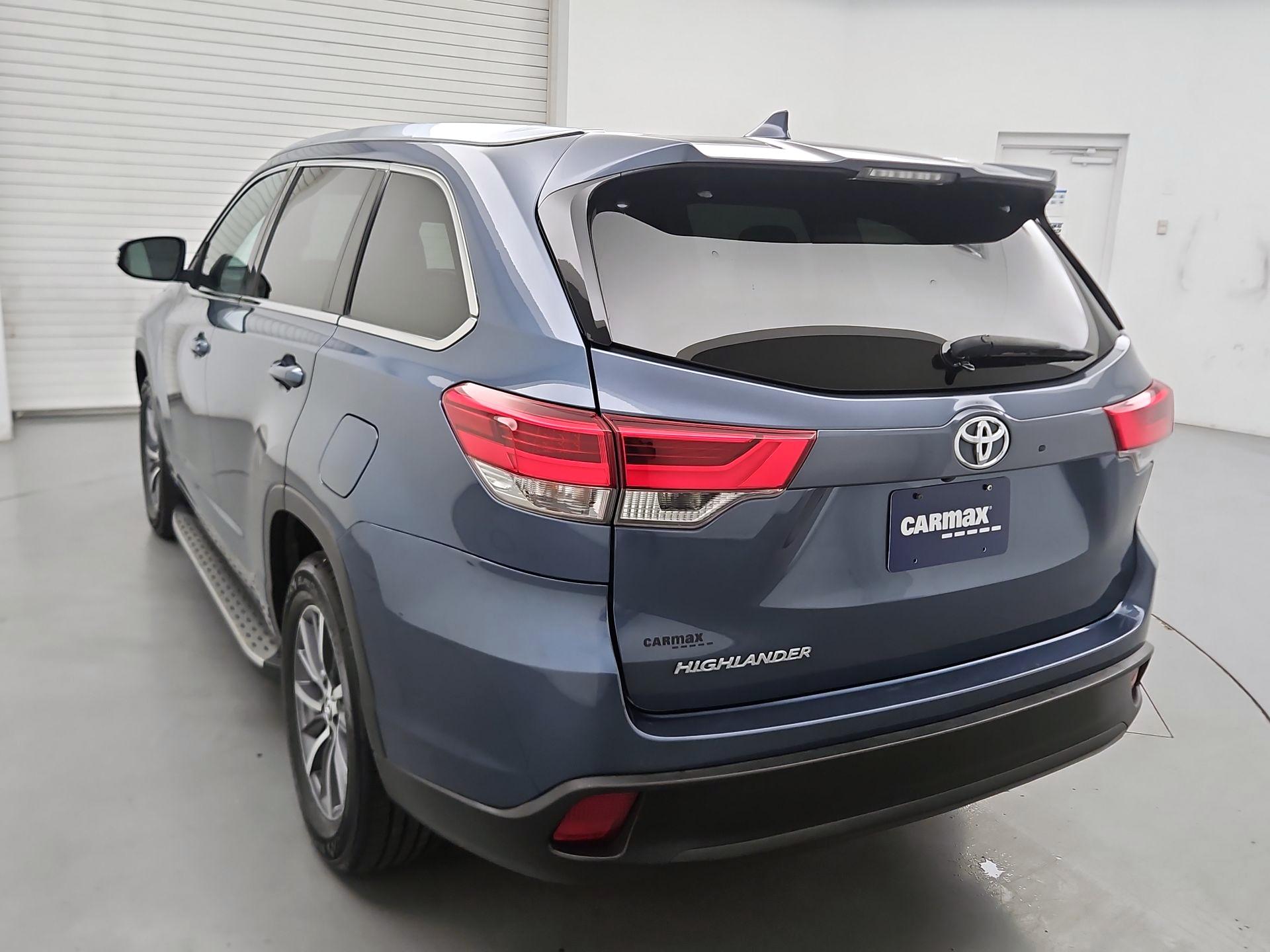 Thumbnail: 2018 Toyota Highlander - 7