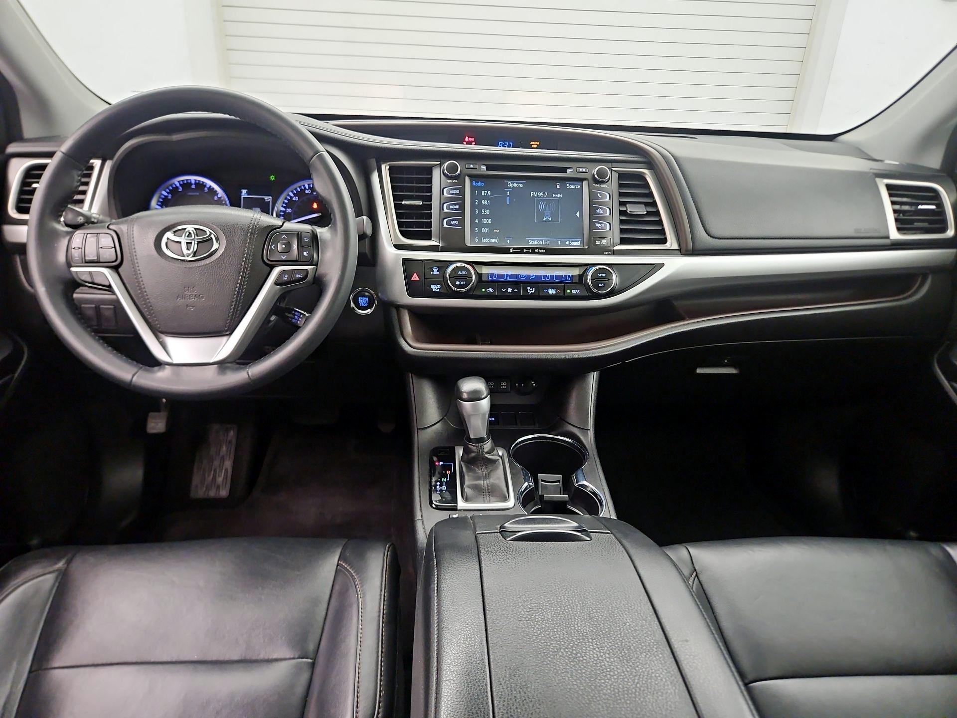 Thumbnail: 2018 Toyota Highlander - 8