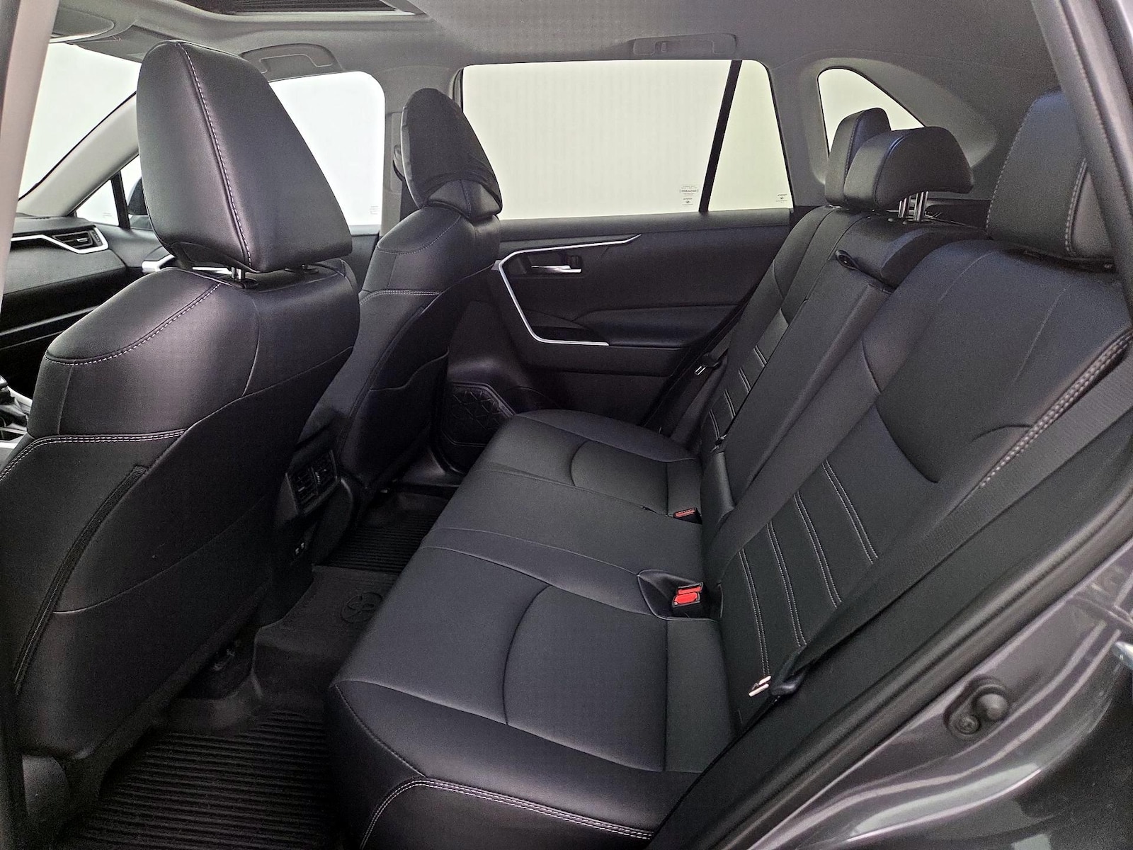 2021 Toyota RAV4 XLE Premium - Photo 21