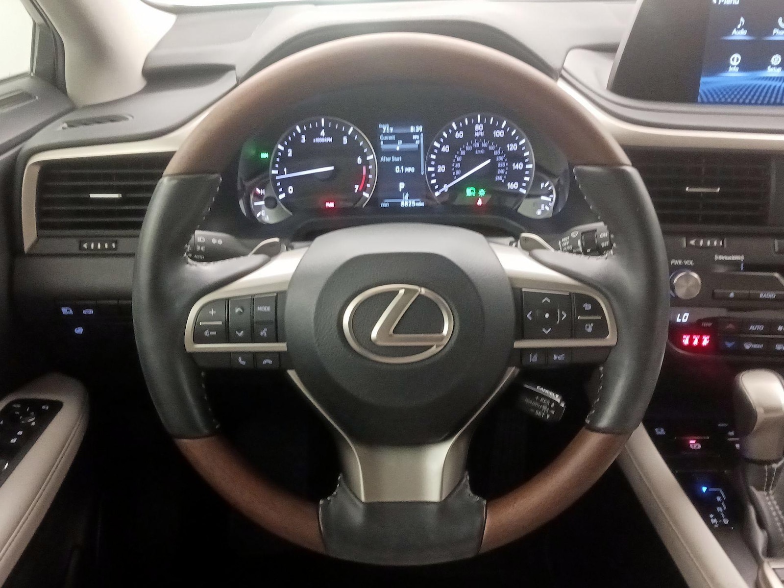 2021 Lexus RX 350 - Photo 11
