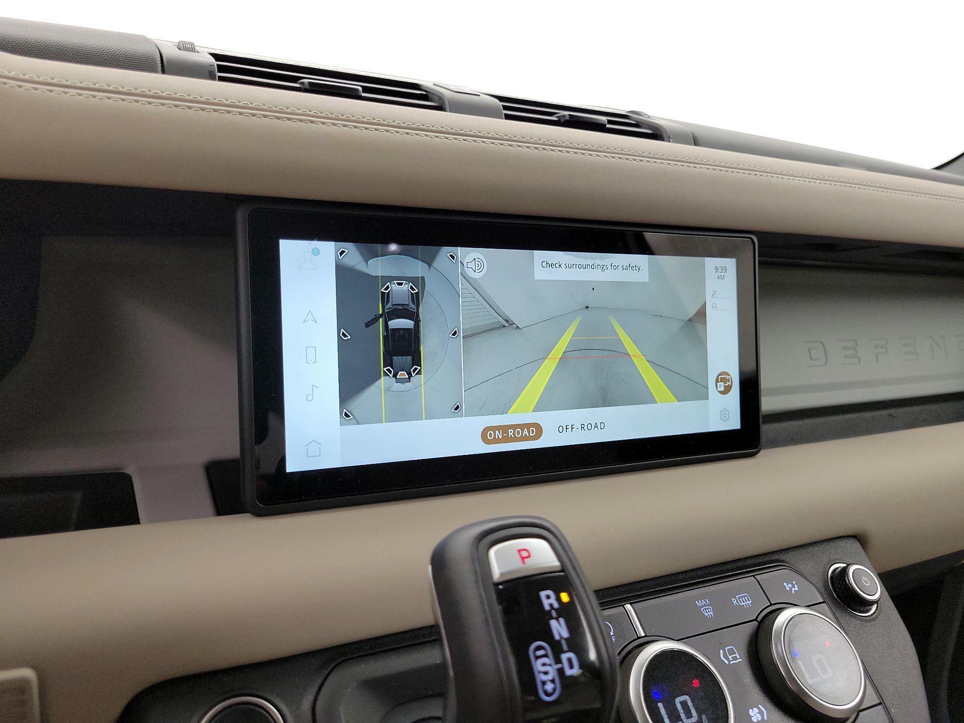 Thumbnail: 2024 Land Rover Defender - 15