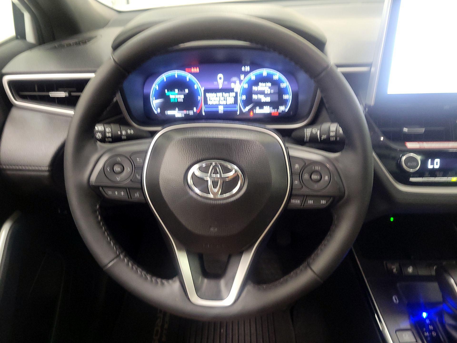 Thumbnail: 2026 Toyota Corolla Cross - 10