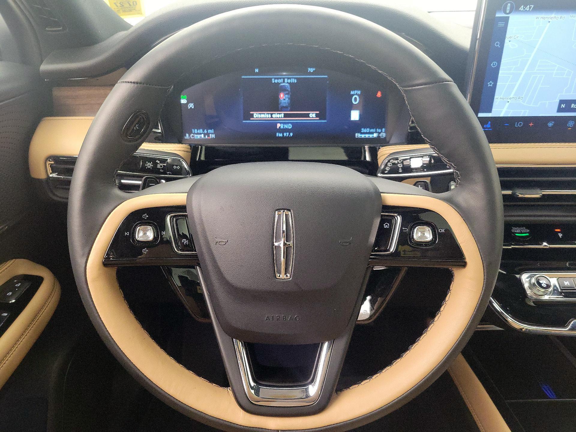 Thumbnail: 2023 Lincoln Corsair - 10