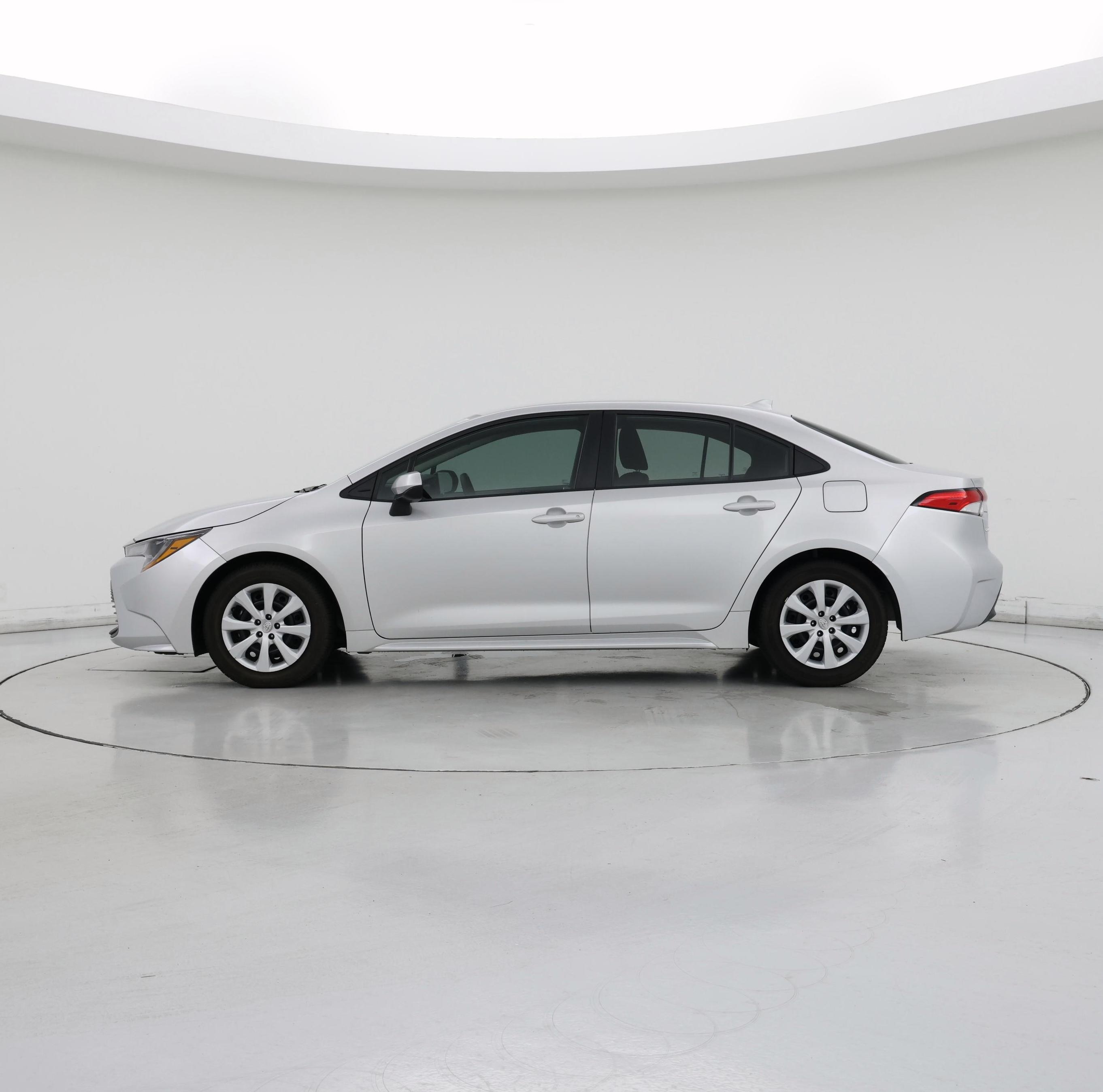 Thumbnail: 2024 Toyota Corolla - 3