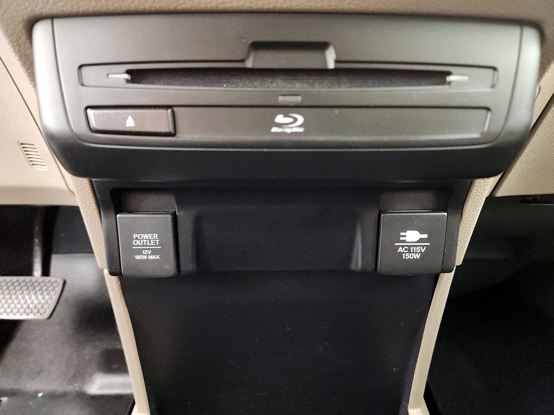 Thumbnail: 2020 Honda Odyssey - 18