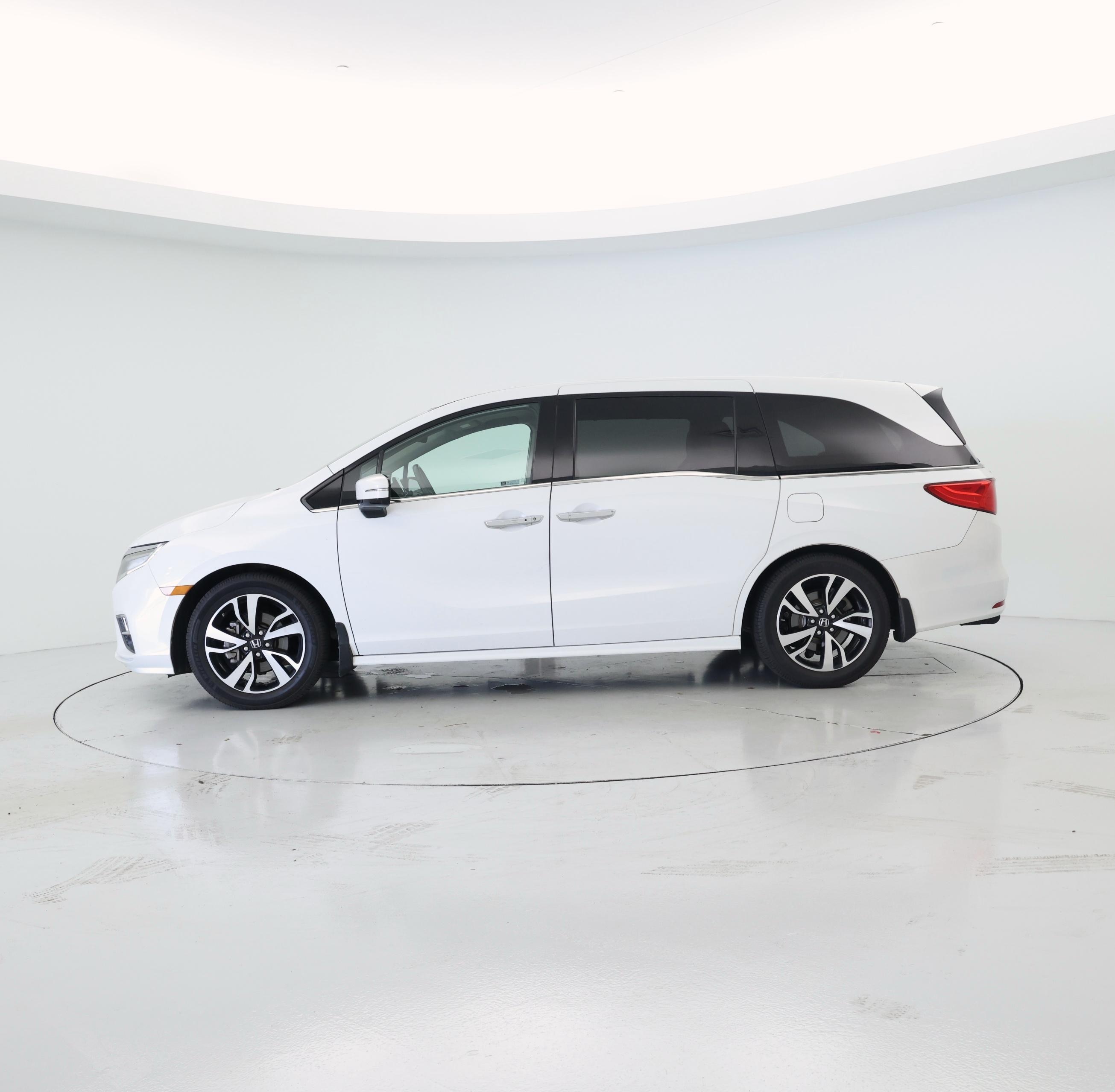 Thumbnail: 2020 Honda Odyssey - 3