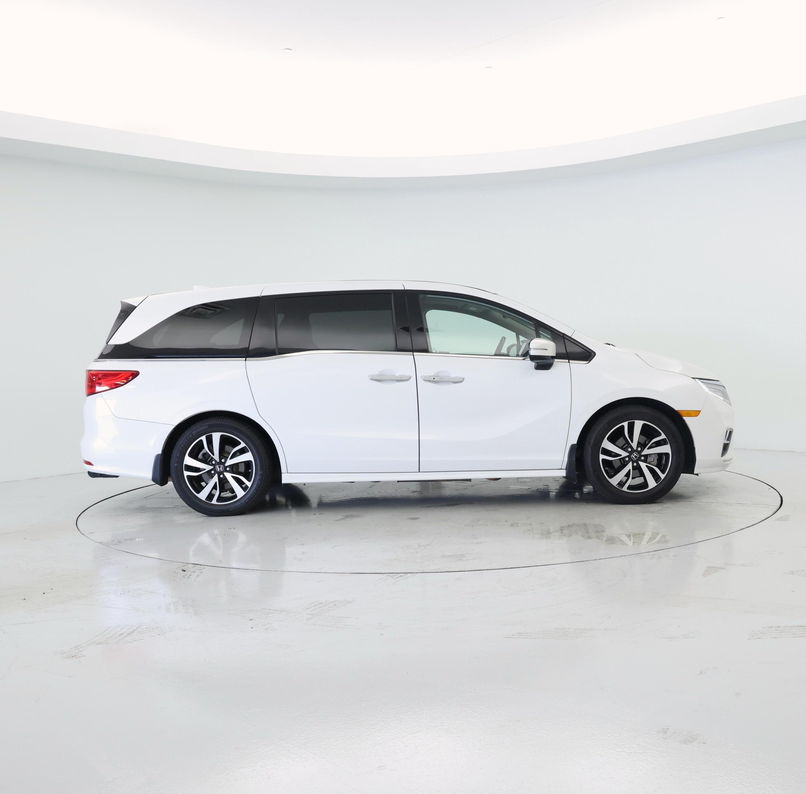 Thumbnail: 2020 Honda Odyssey - 7