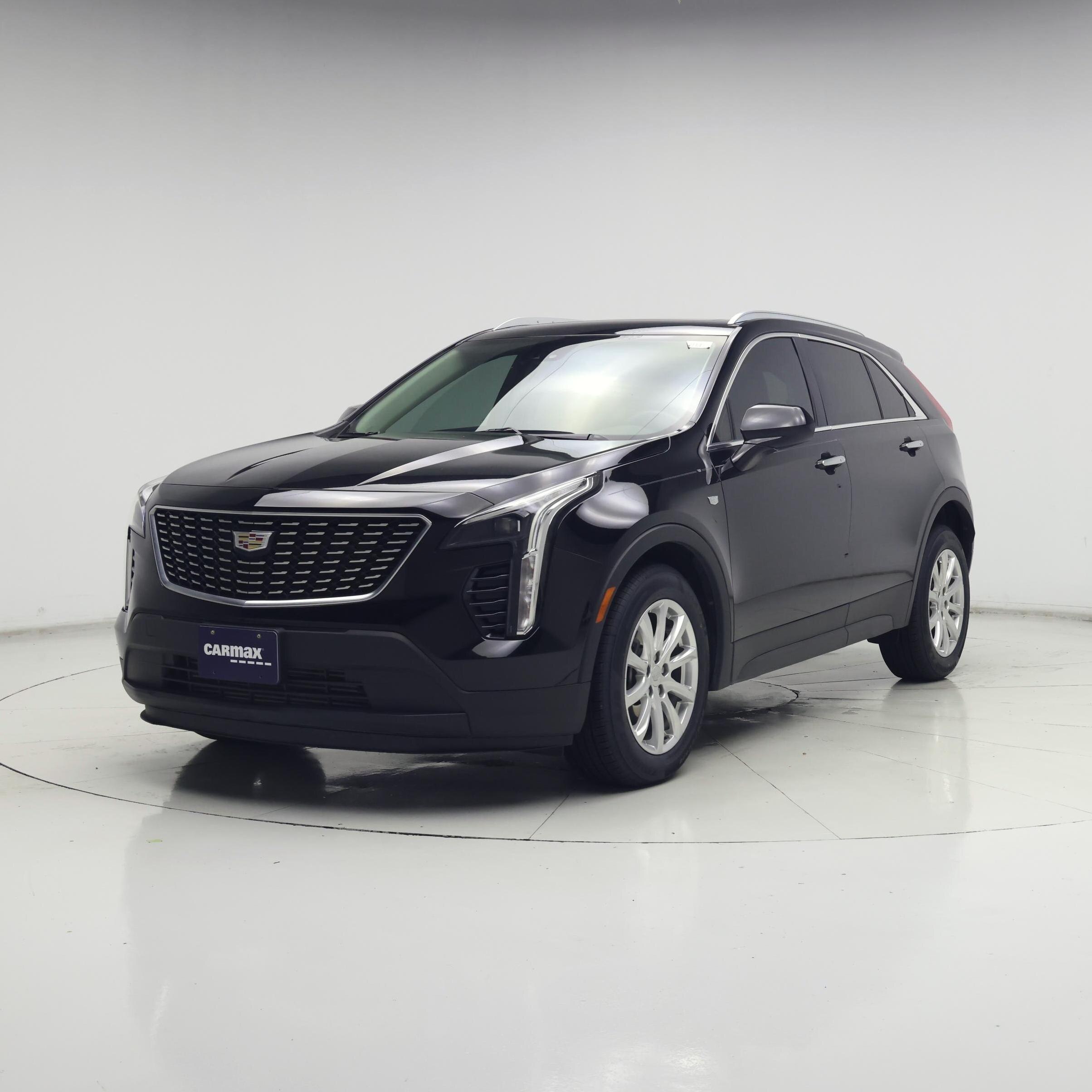 Thumbnail: 2022 Cadillac XT4 - 4