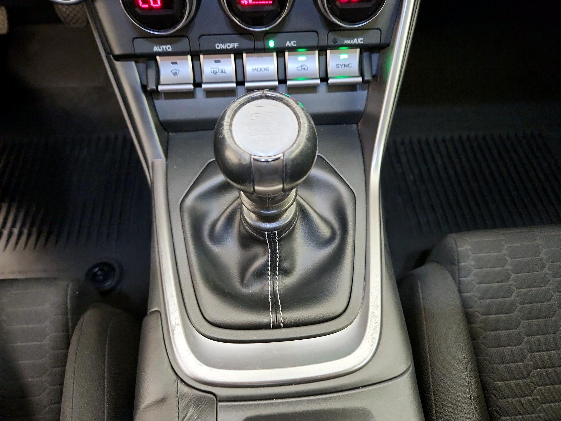 Thumbnail: 2022 Toyota GR86 - 17