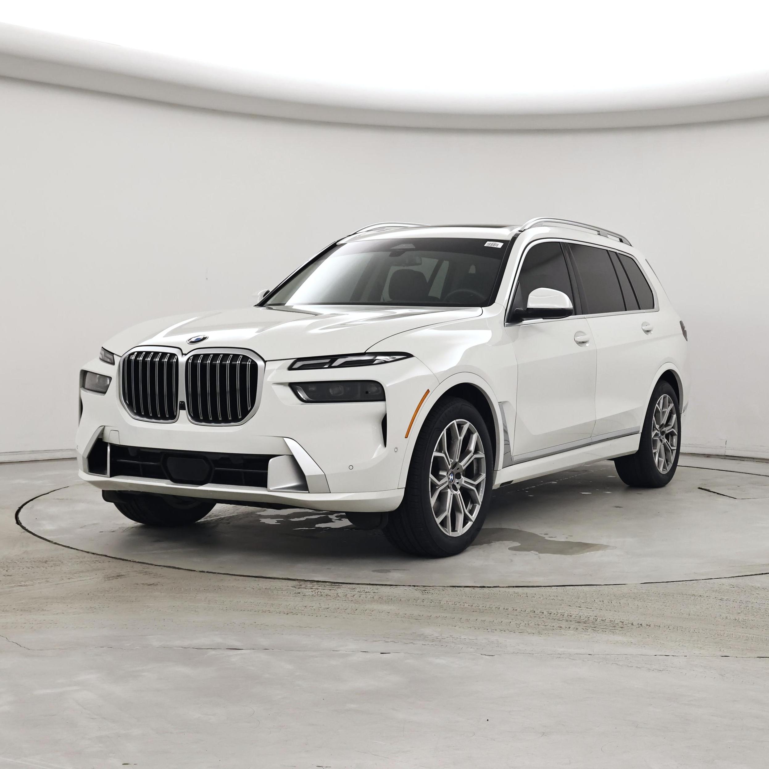 Thumbnail: 2023 BMW X7 - 4