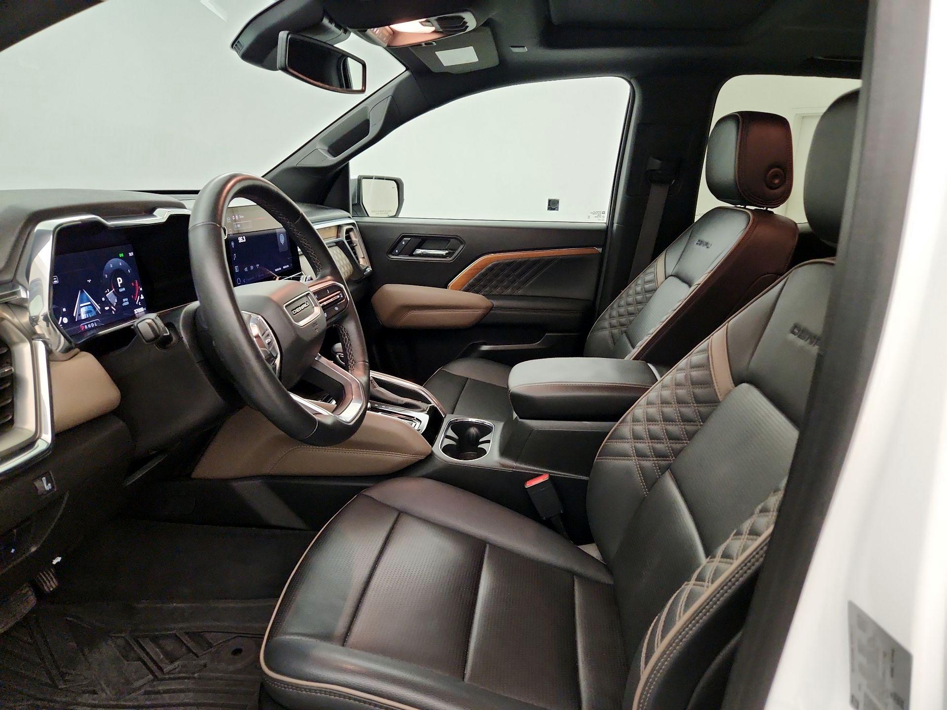 Thumbnail: 2024 GMC Canyon - 11