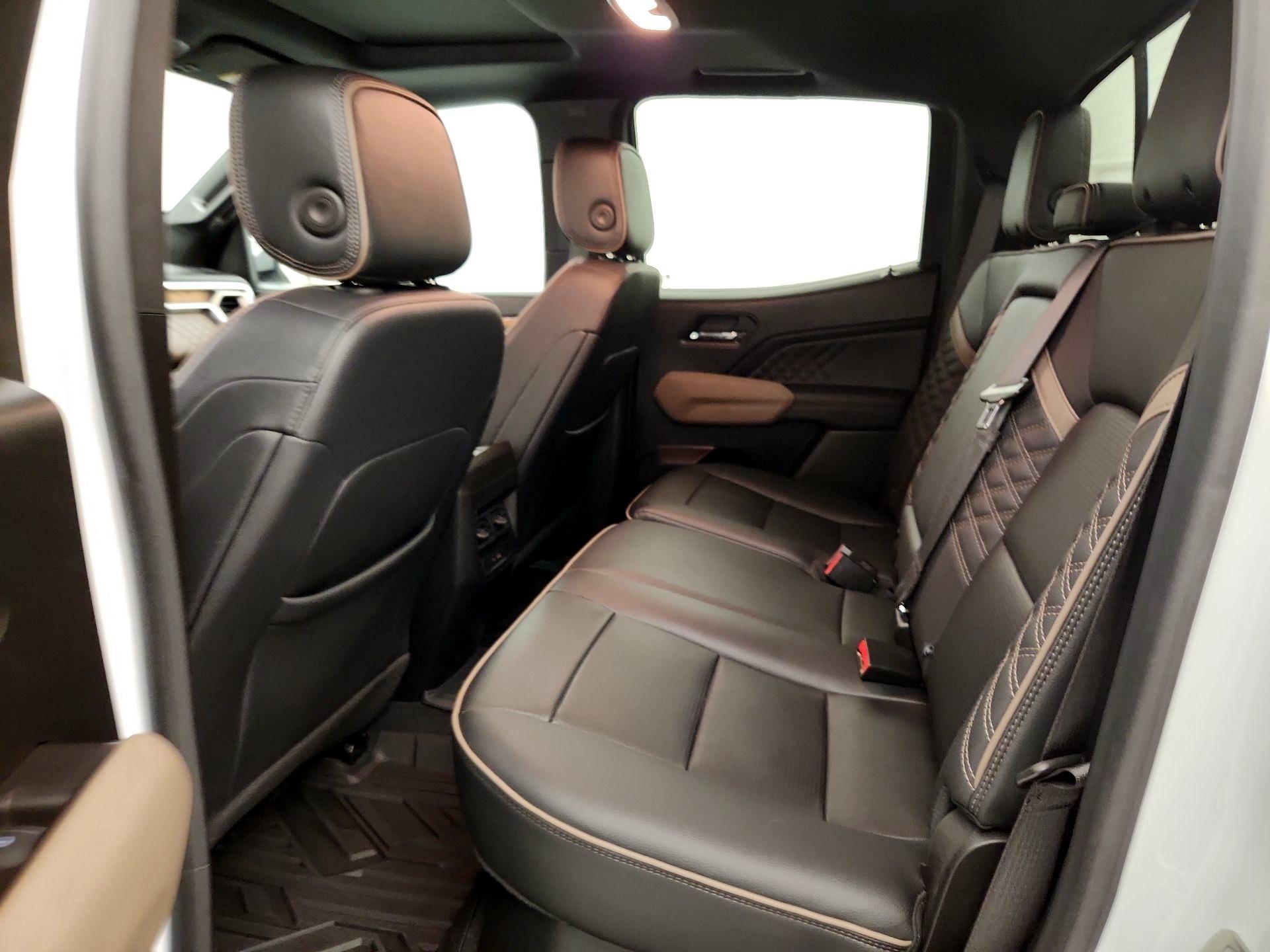 Thumbnail: 2024 GMC Canyon - 20