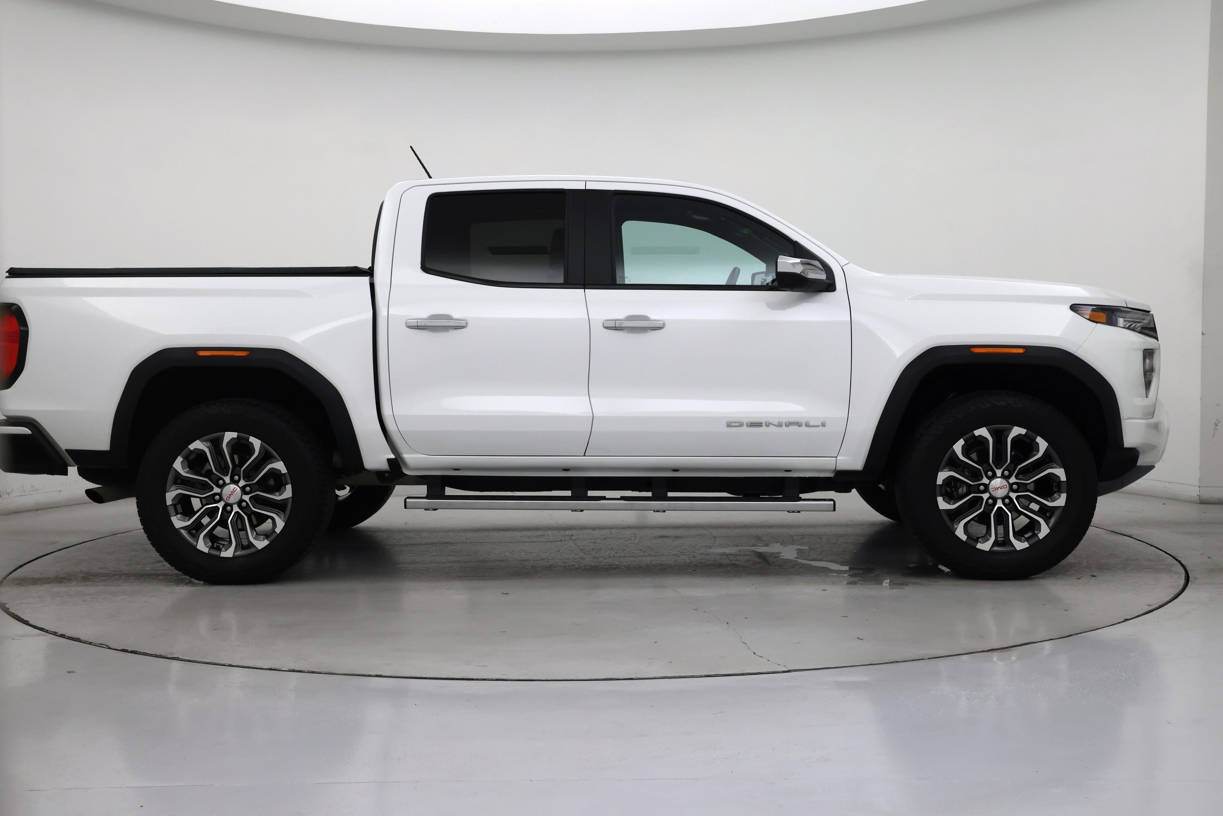 Thumbnail: 2024 GMC Canyon - 7