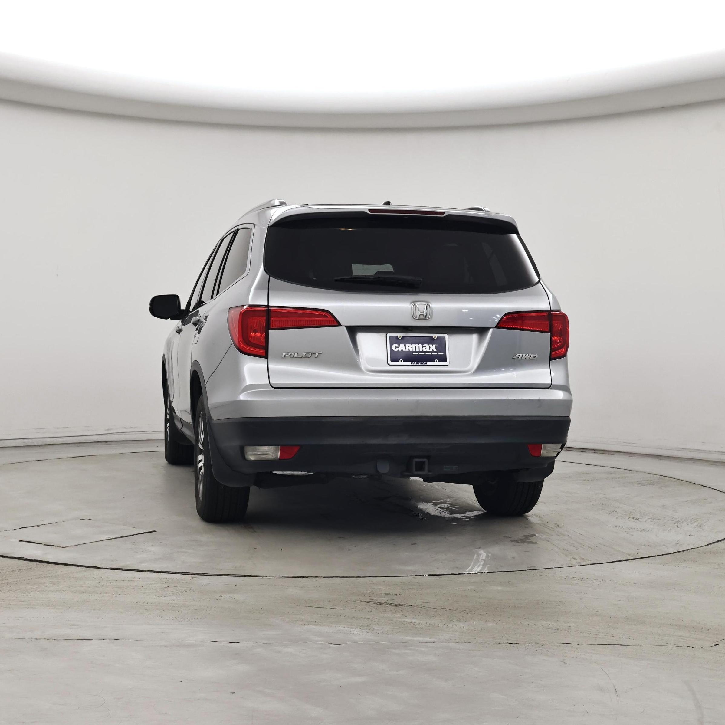 Thumbnail: 2017 Honda Pilot - 6
