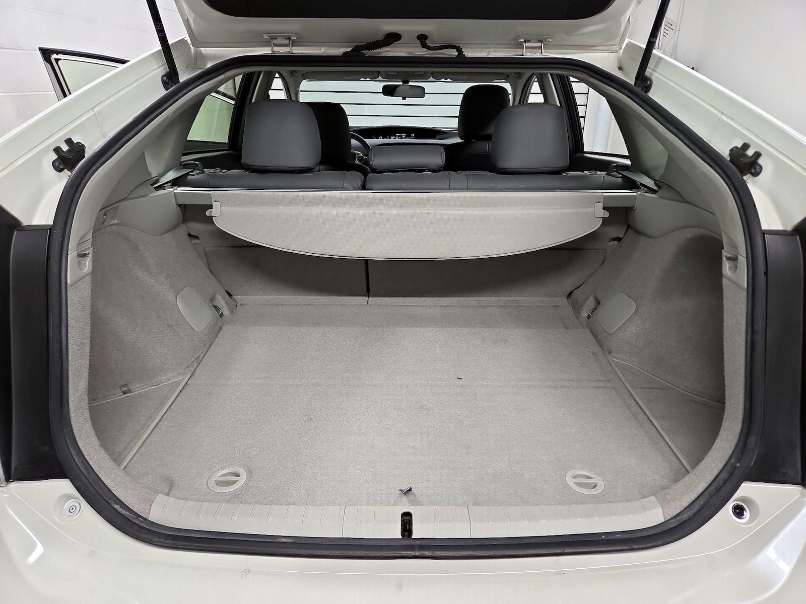 2015 Toyota Prius Two - Photo 21