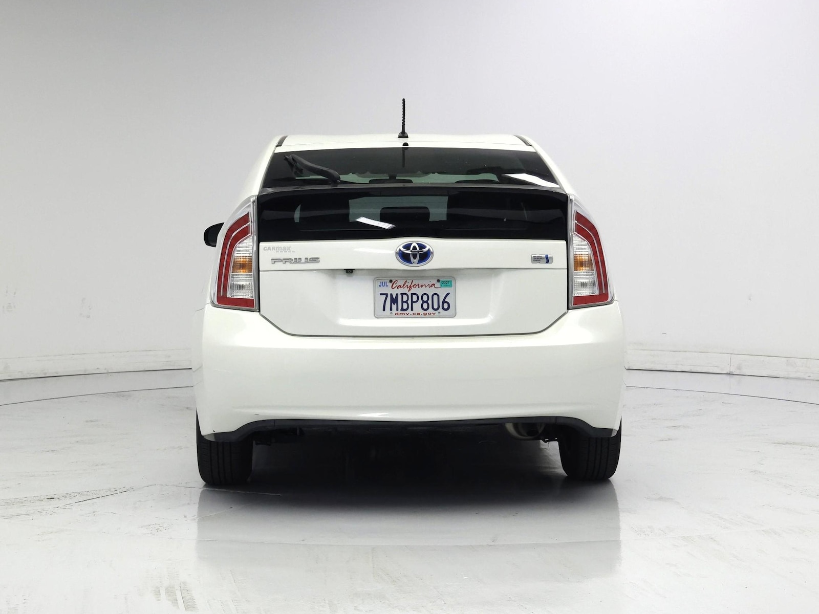 2015 Toyota Prius Two - Photo 7