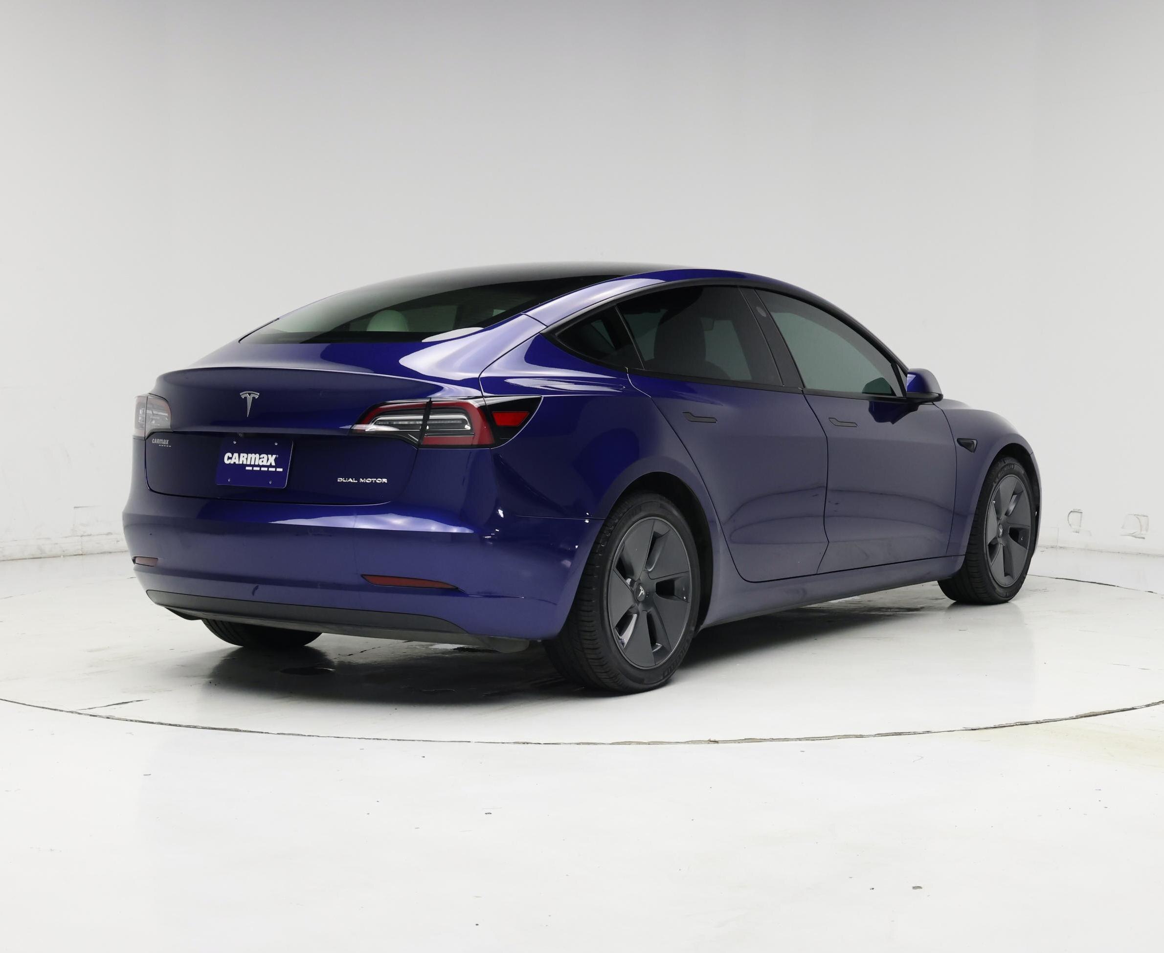 Thumbnail: 2021 Tesla Model 3 - 8
