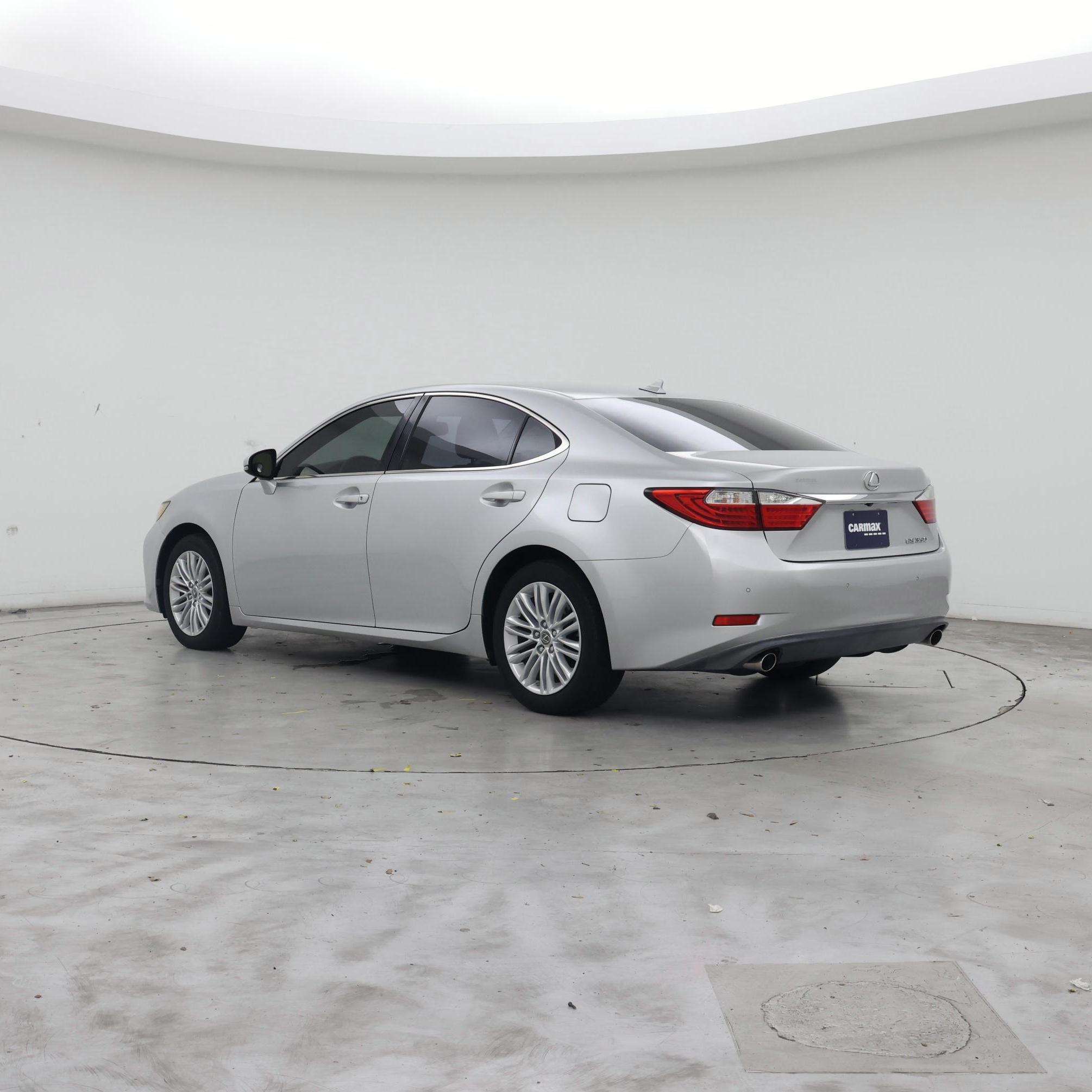 Thumbnail: 2014 Lexus ES - 2
