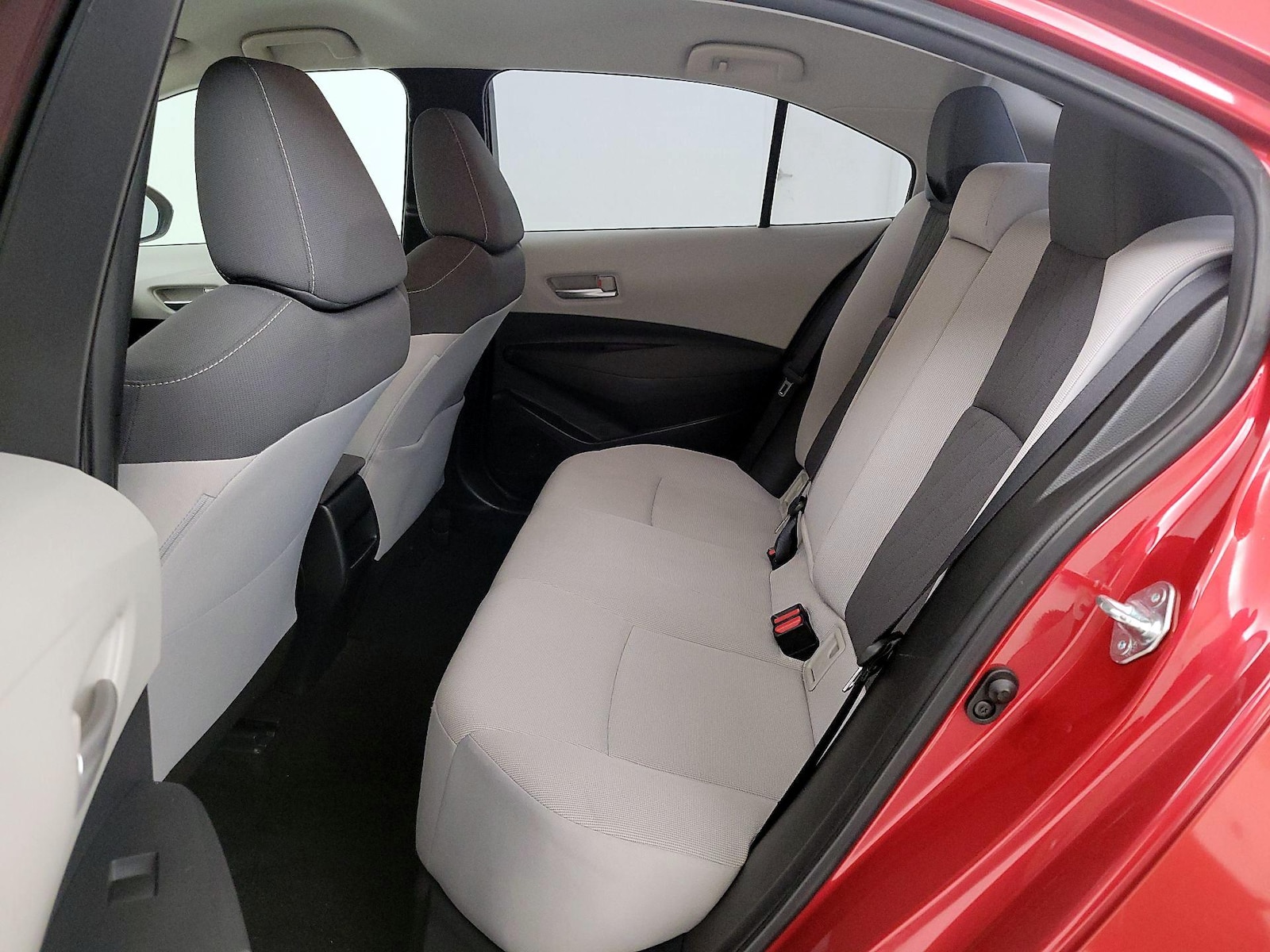2020 Toyota Corolla LE - Photo 20