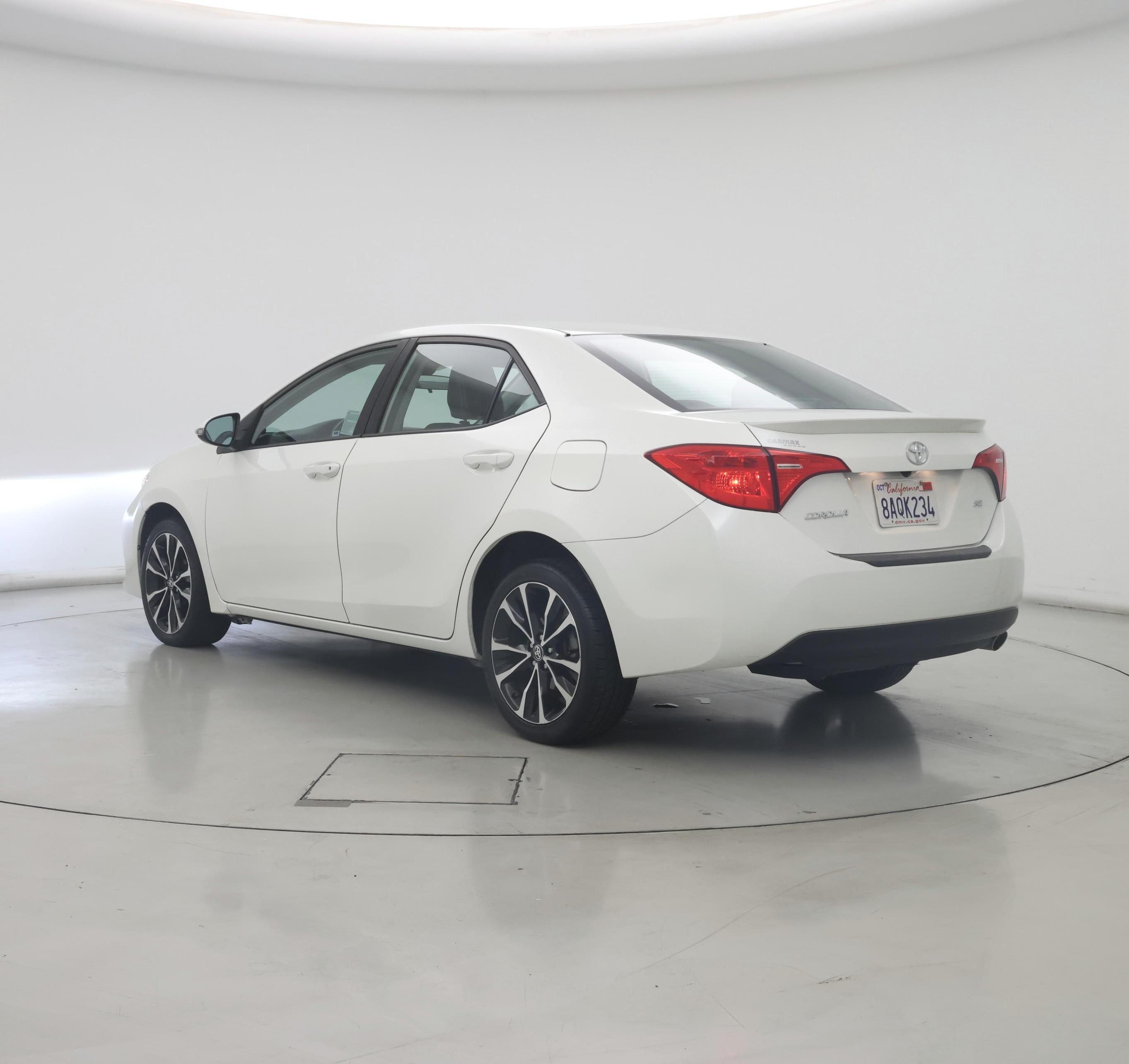 Thumbnail: 2017 Toyota Corolla - 2