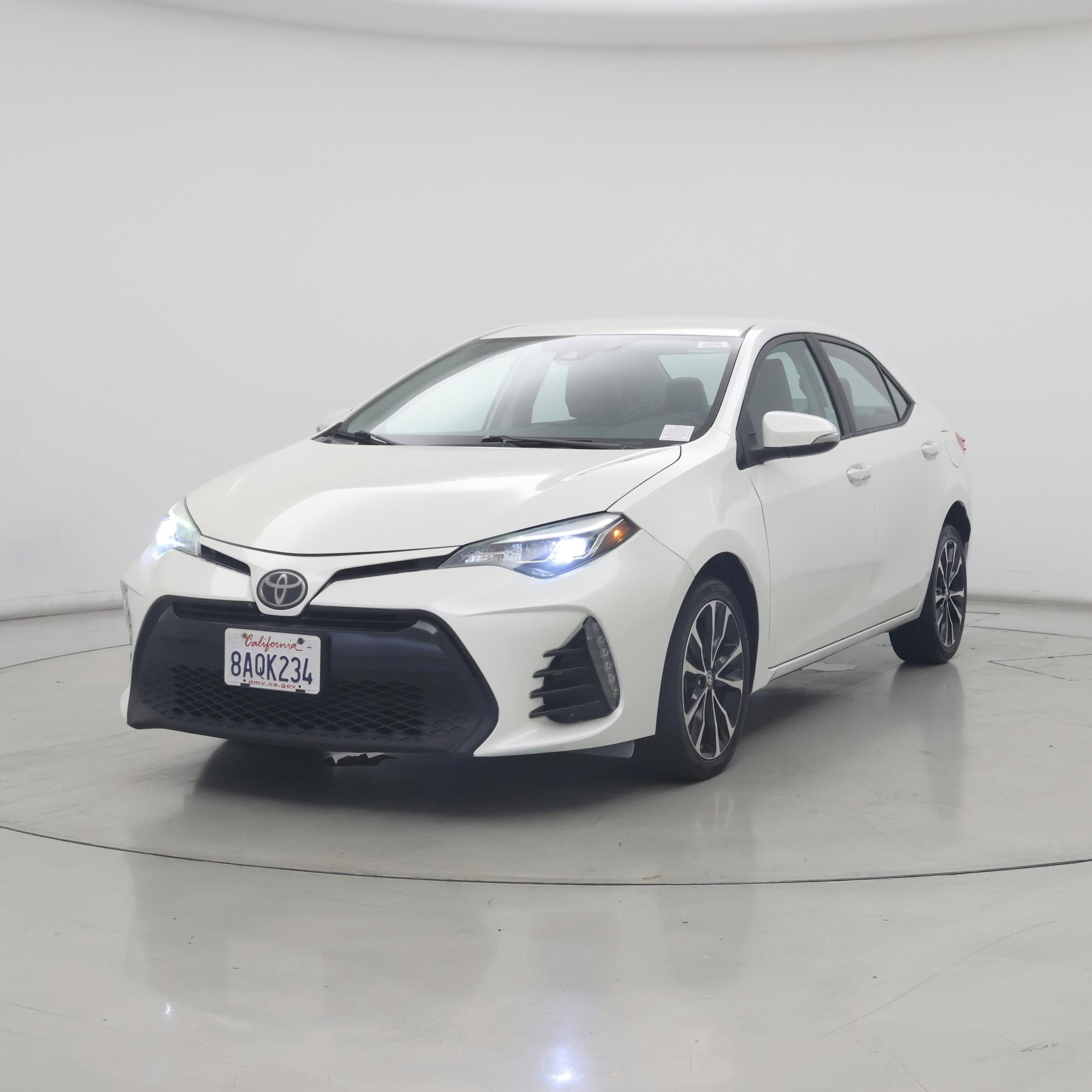 Thumbnail: 2017 Toyota Corolla - 4