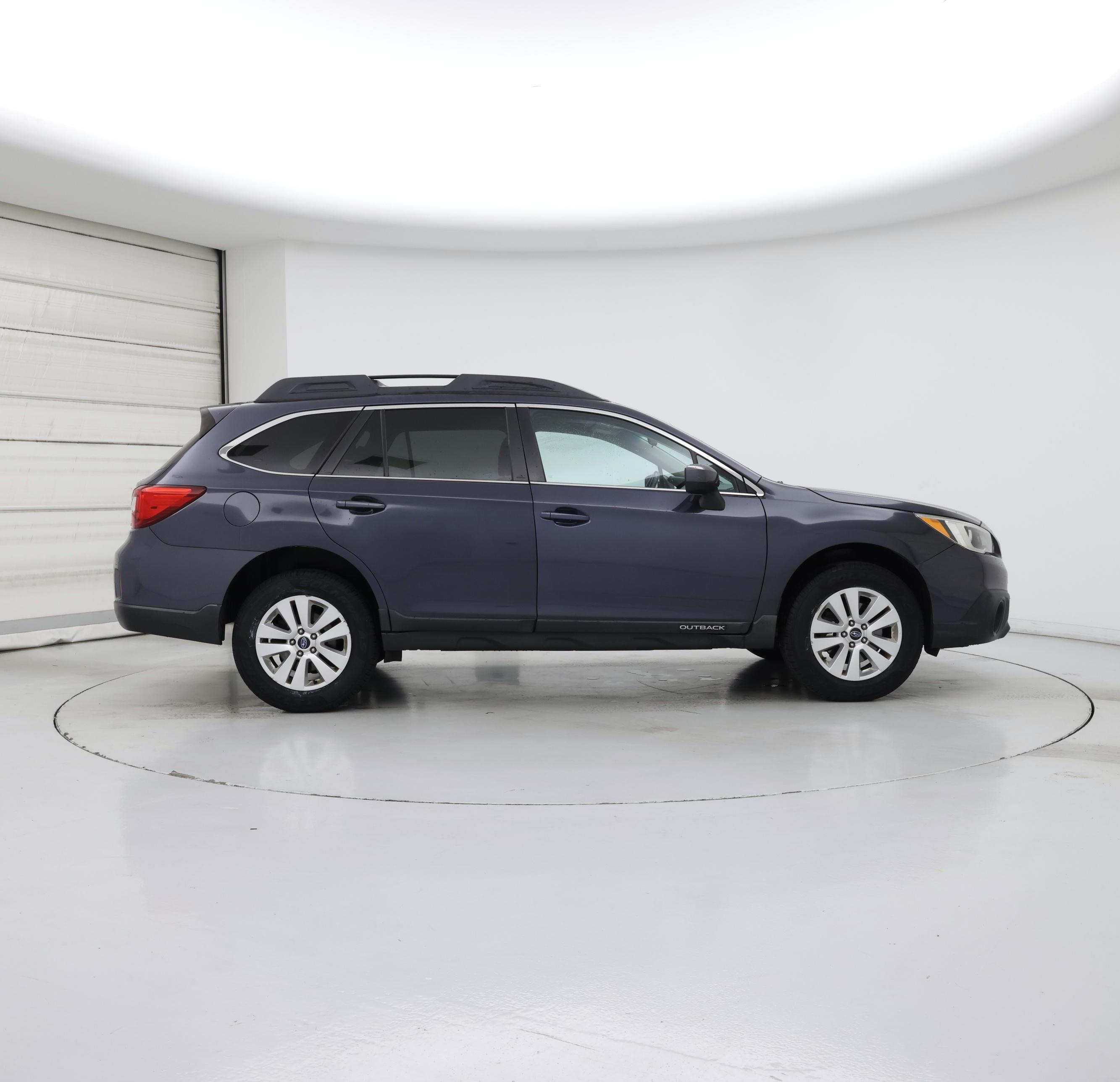 Thumbnail: 2015 Subaru Outback - 7