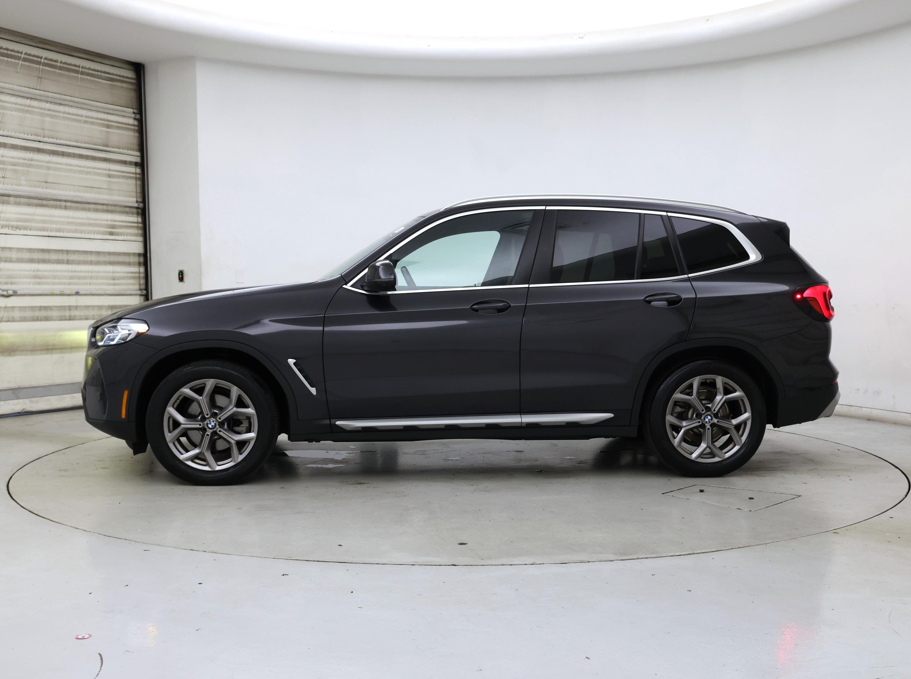 Thumbnail: 2023 BMW X3 - 3