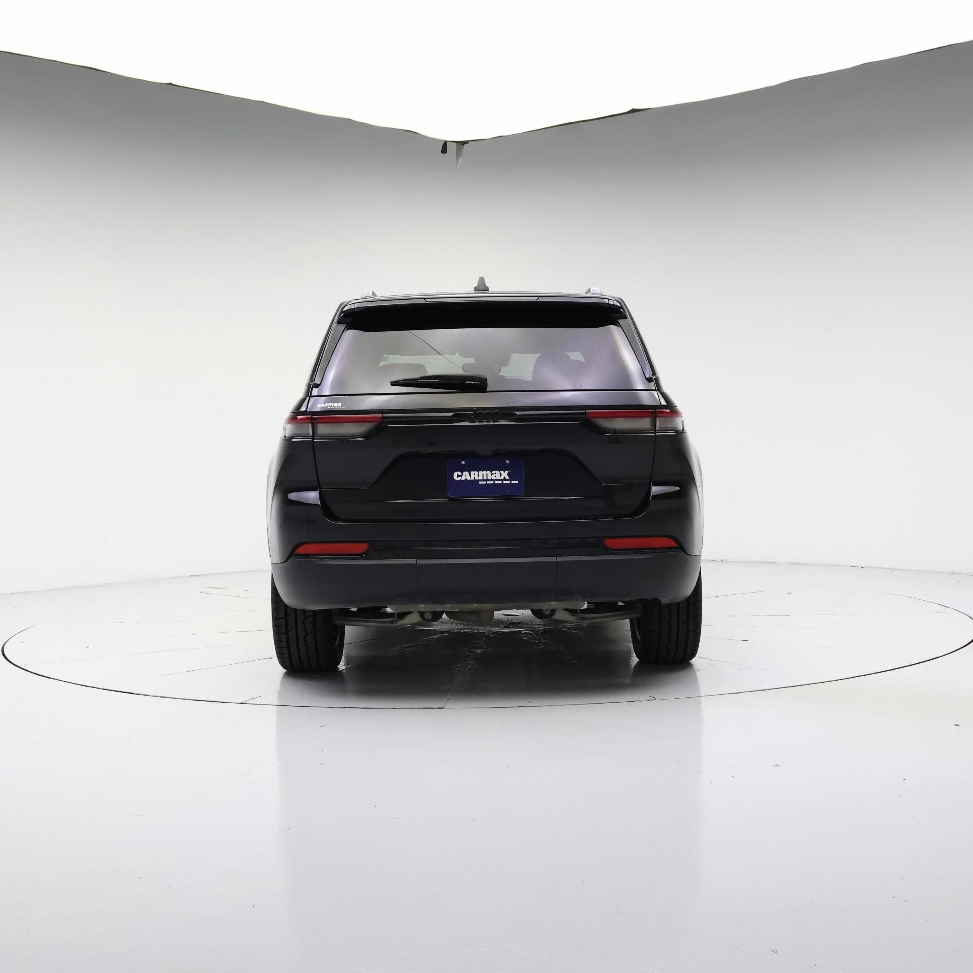 Thumbnail: 2024 Jeep Grand Cherokee - 6