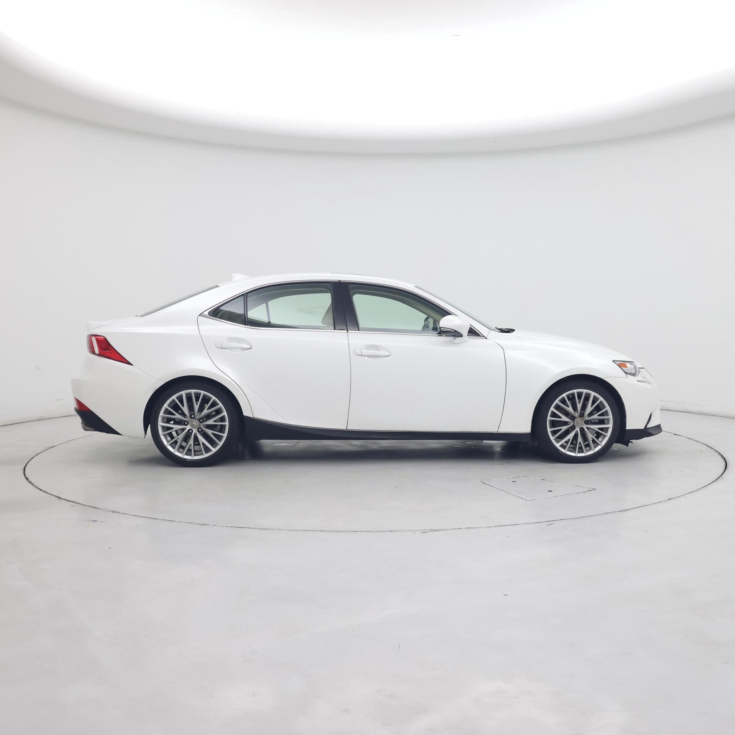 Thumbnail: 2016 Lexus IS - 7