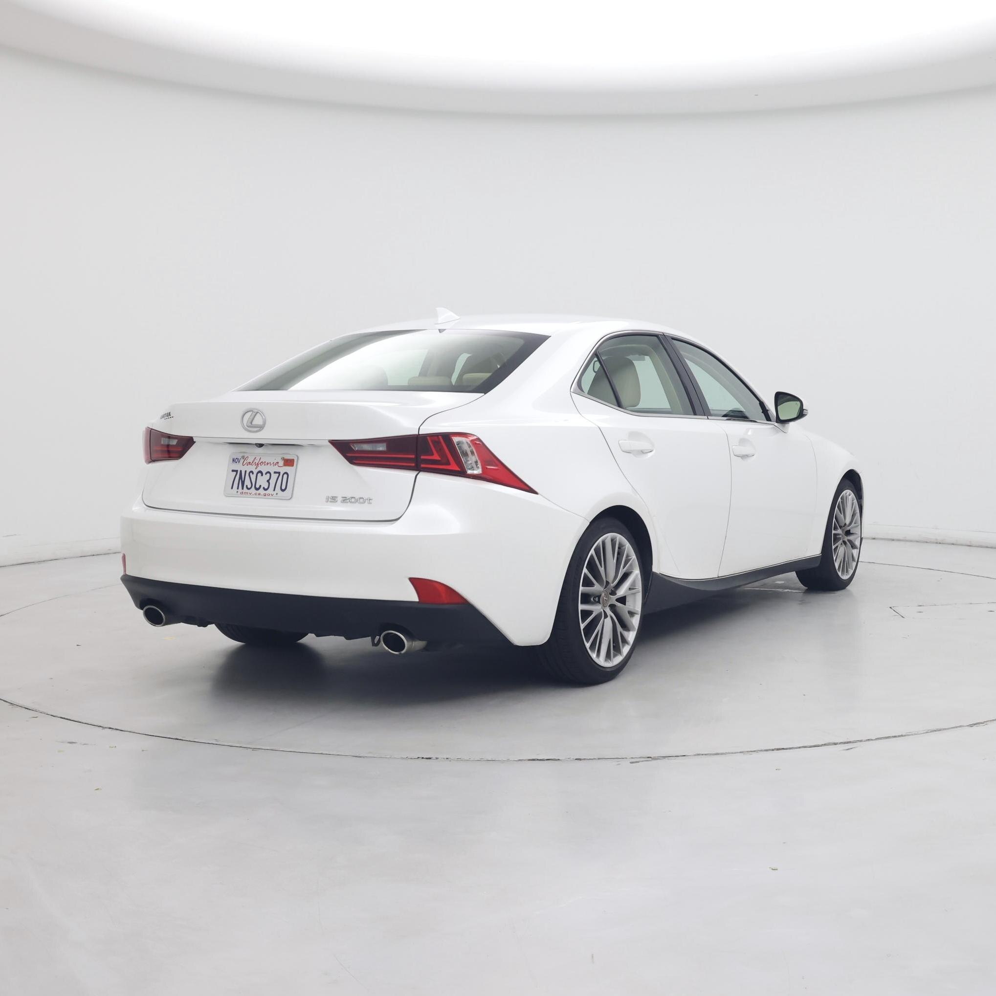 Thumbnail: 2016 Lexus IS - 8