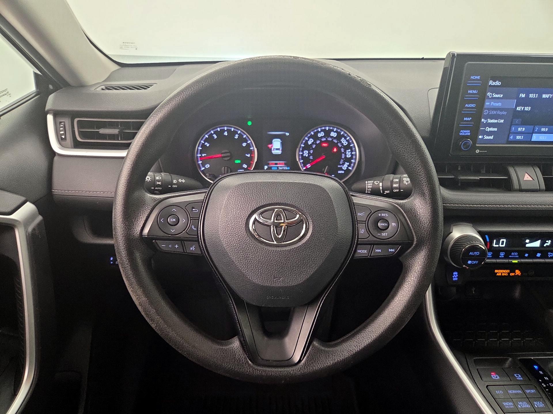 Thumbnail: 2021 Toyota RAV4 - 10