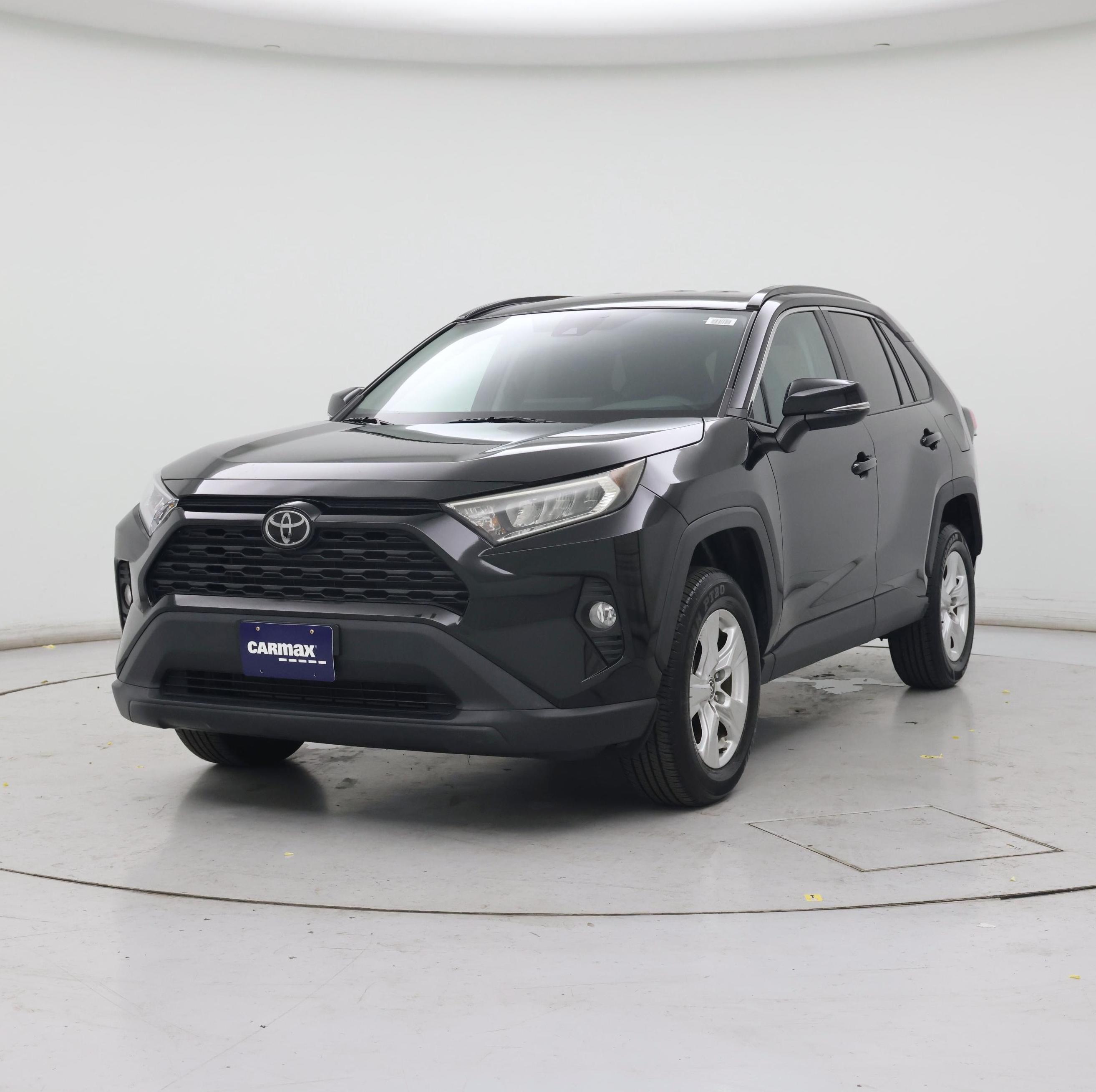 Thumbnail: 2021 Toyota RAV4 - 4