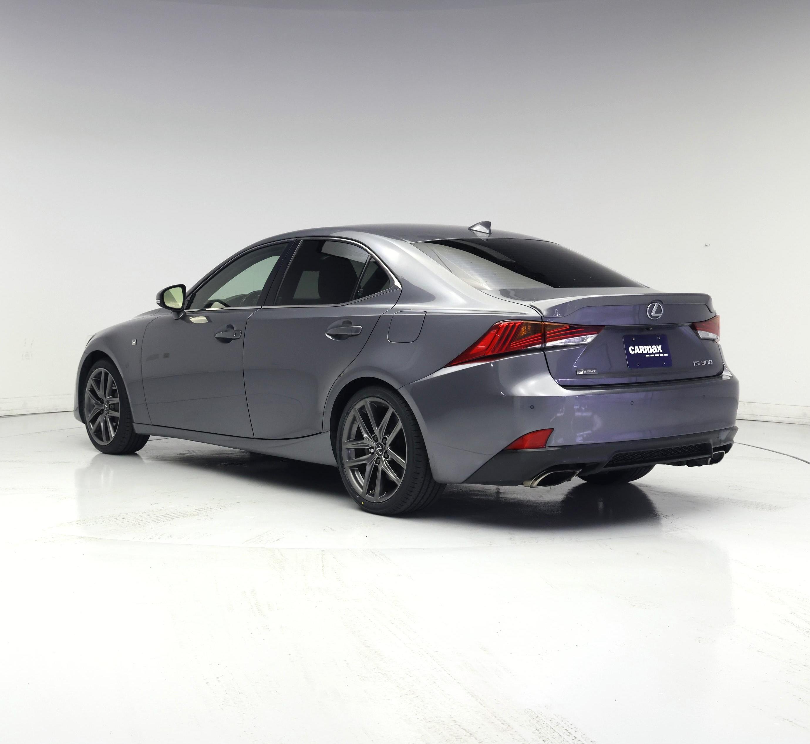 Thumbnail: 2020 Lexus IS - 2