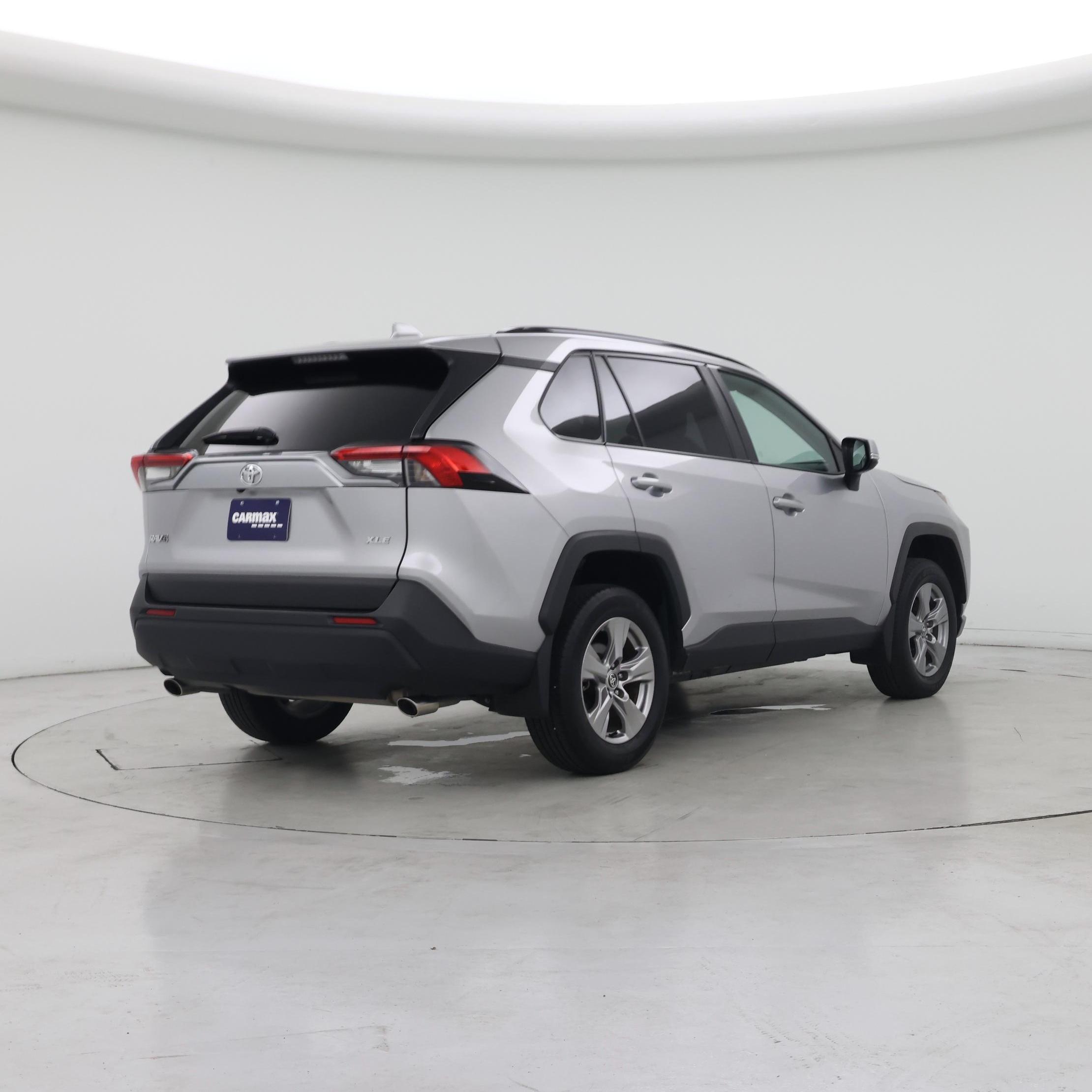 Thumbnail: 2024 Toyota RAV4 - 8