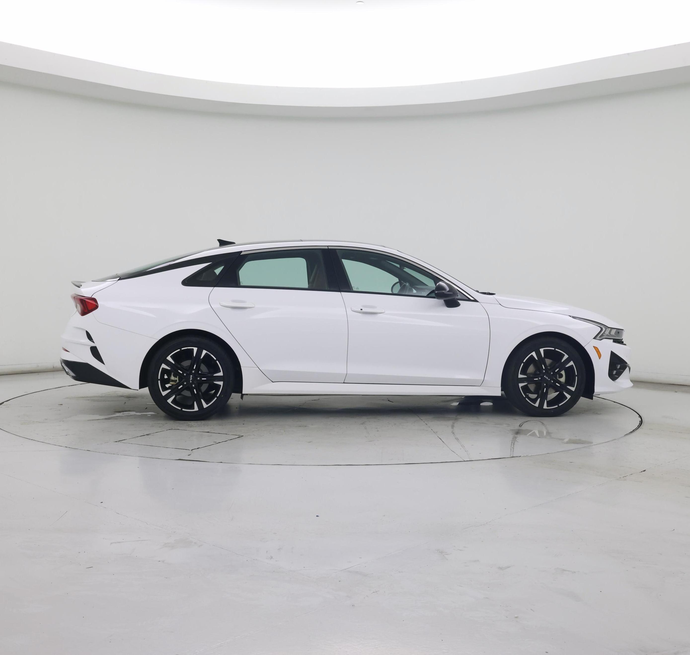 Thumbnail: 2023 Kia K5 - 7