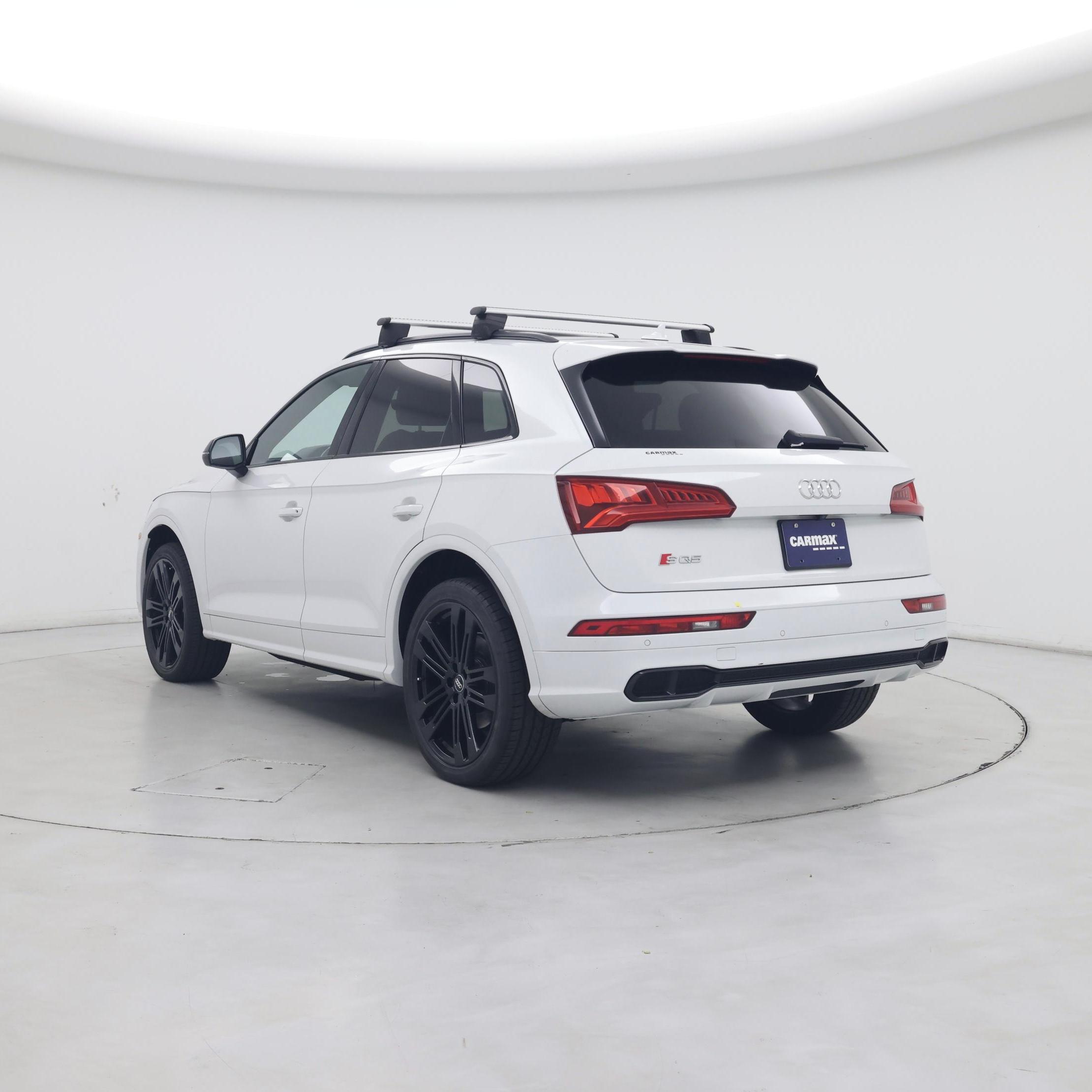 Thumbnail: 2019 Audi SQ5 - 2