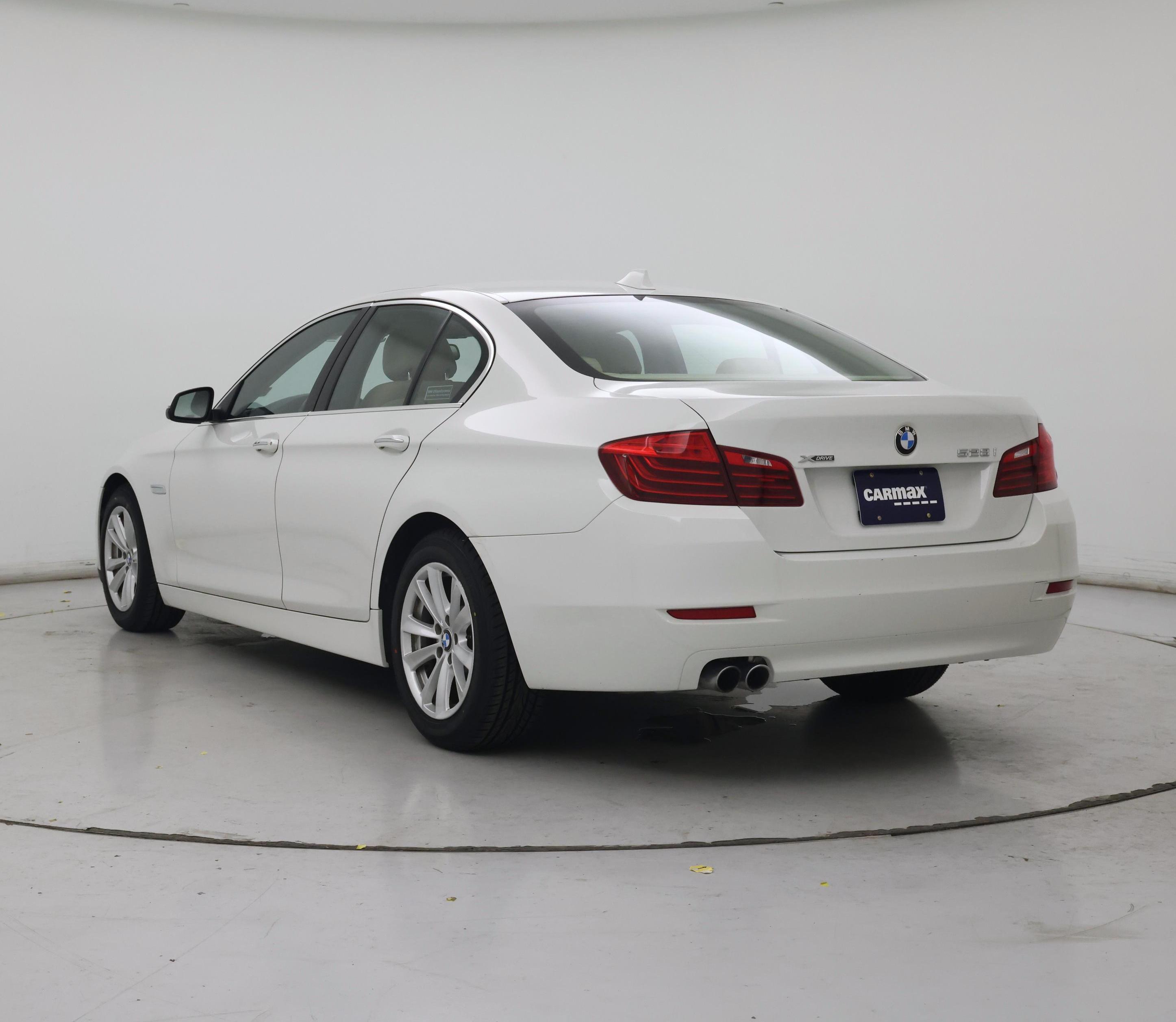 Thumbnail: 2015 BMW 5 Series - 2