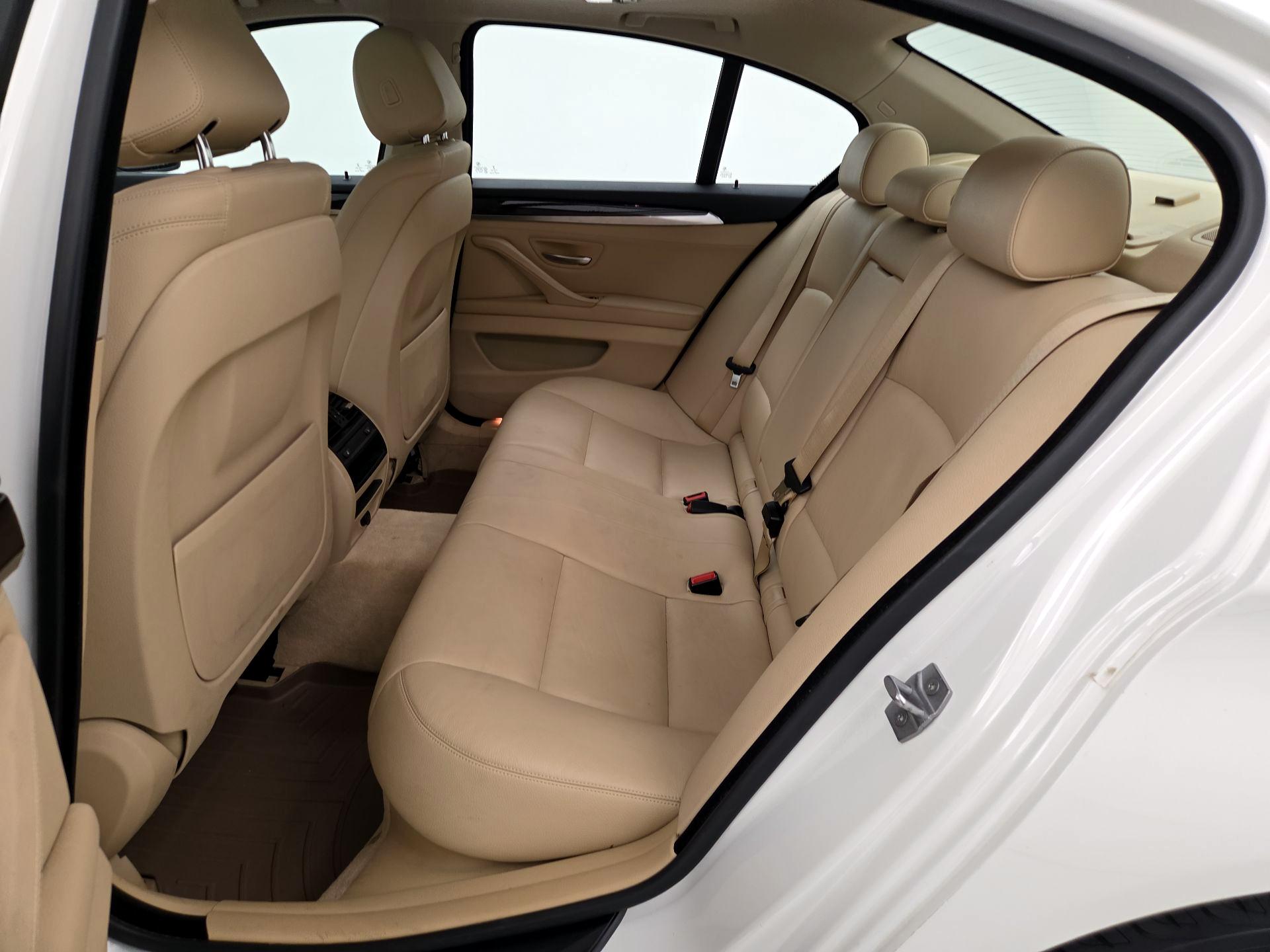 Thumbnail: 2015 BMW 5 Series - 20