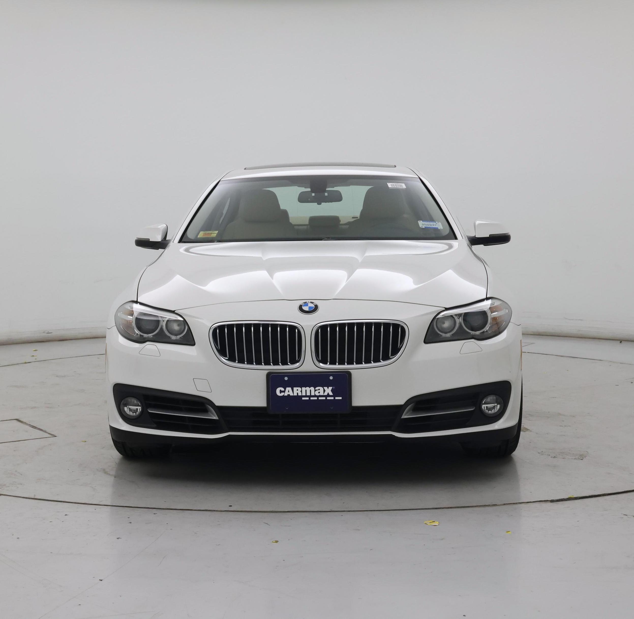 Thumbnail: 2015 BMW 5 Series - 5