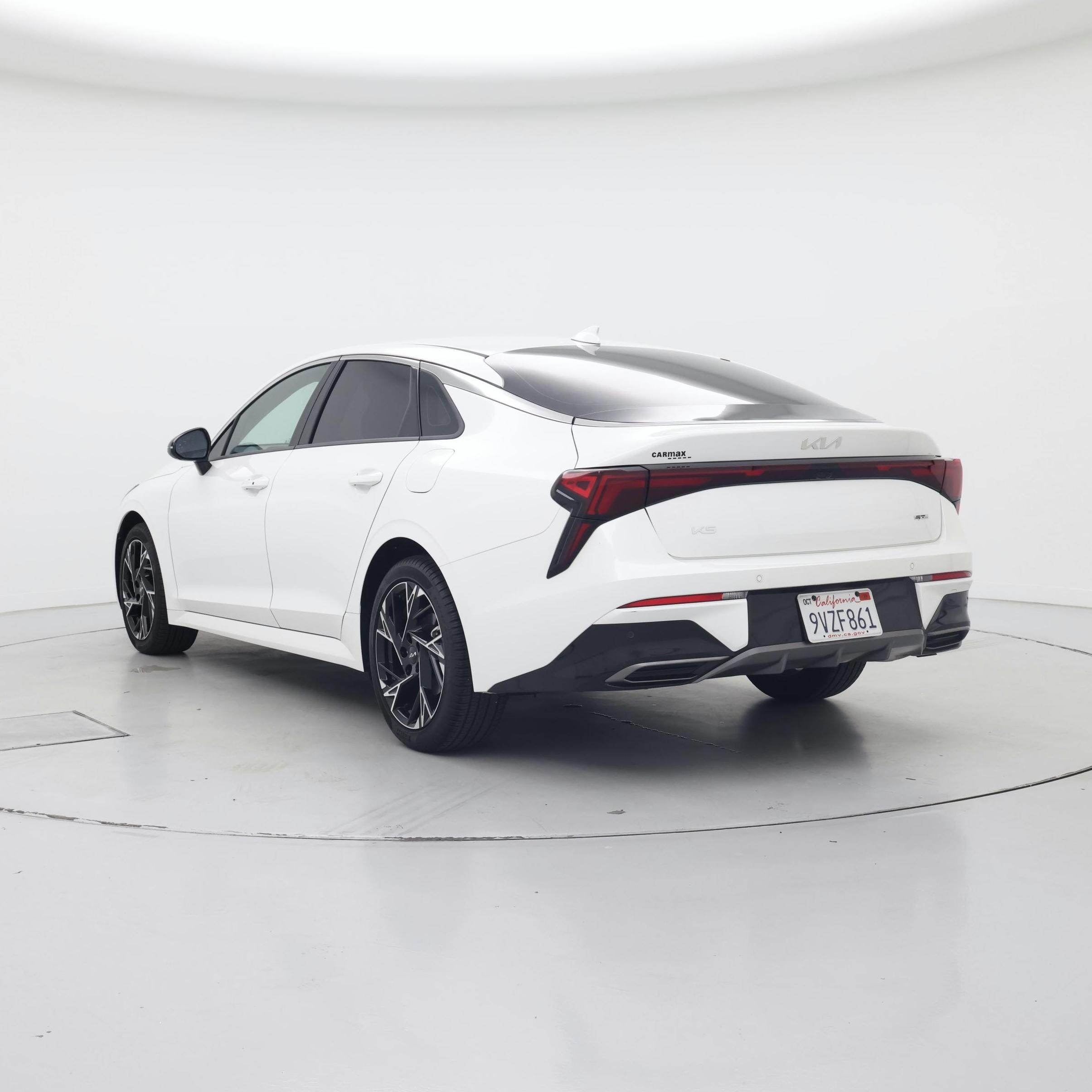 Thumbnail: 2026 Kia K5 - 2