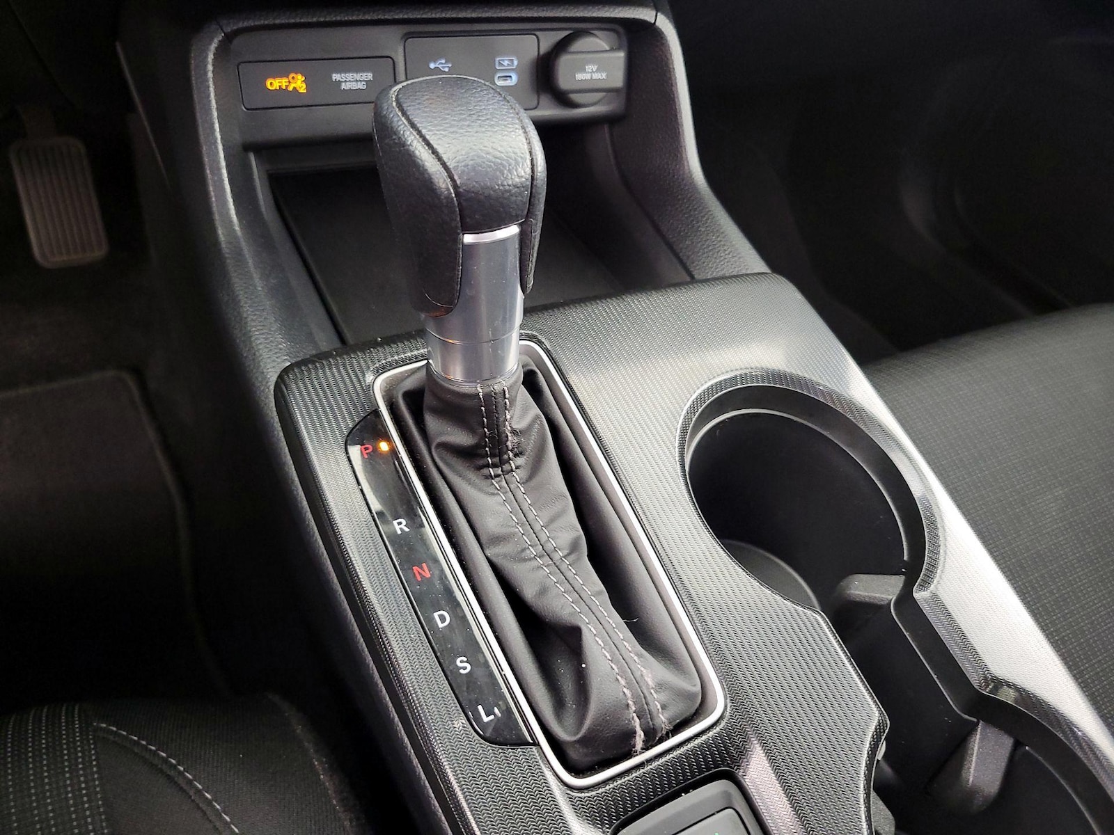 2025 Honda Civic LX - Photo 18