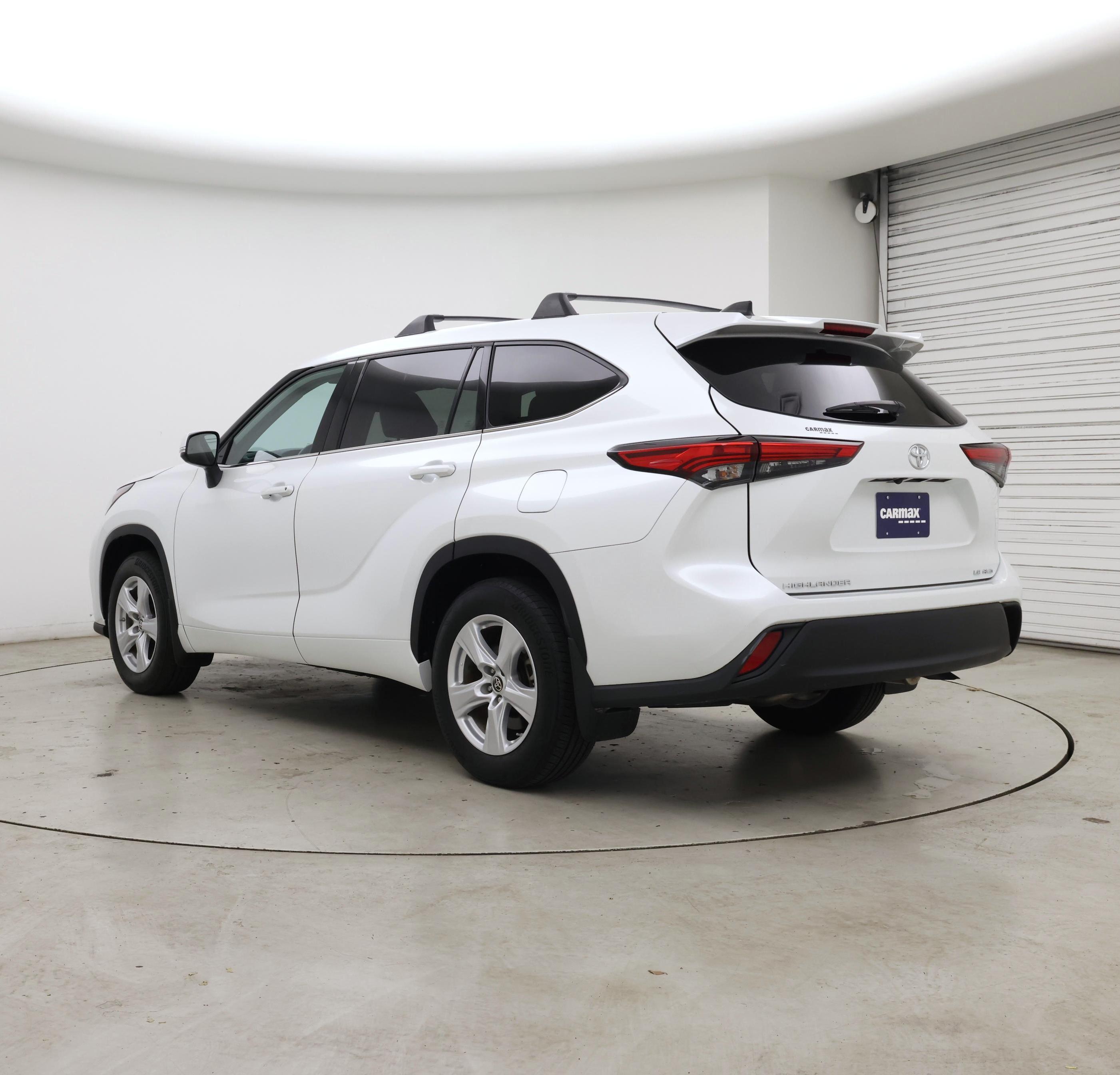 Thumbnail: 2022 Toyota Highlander - 2