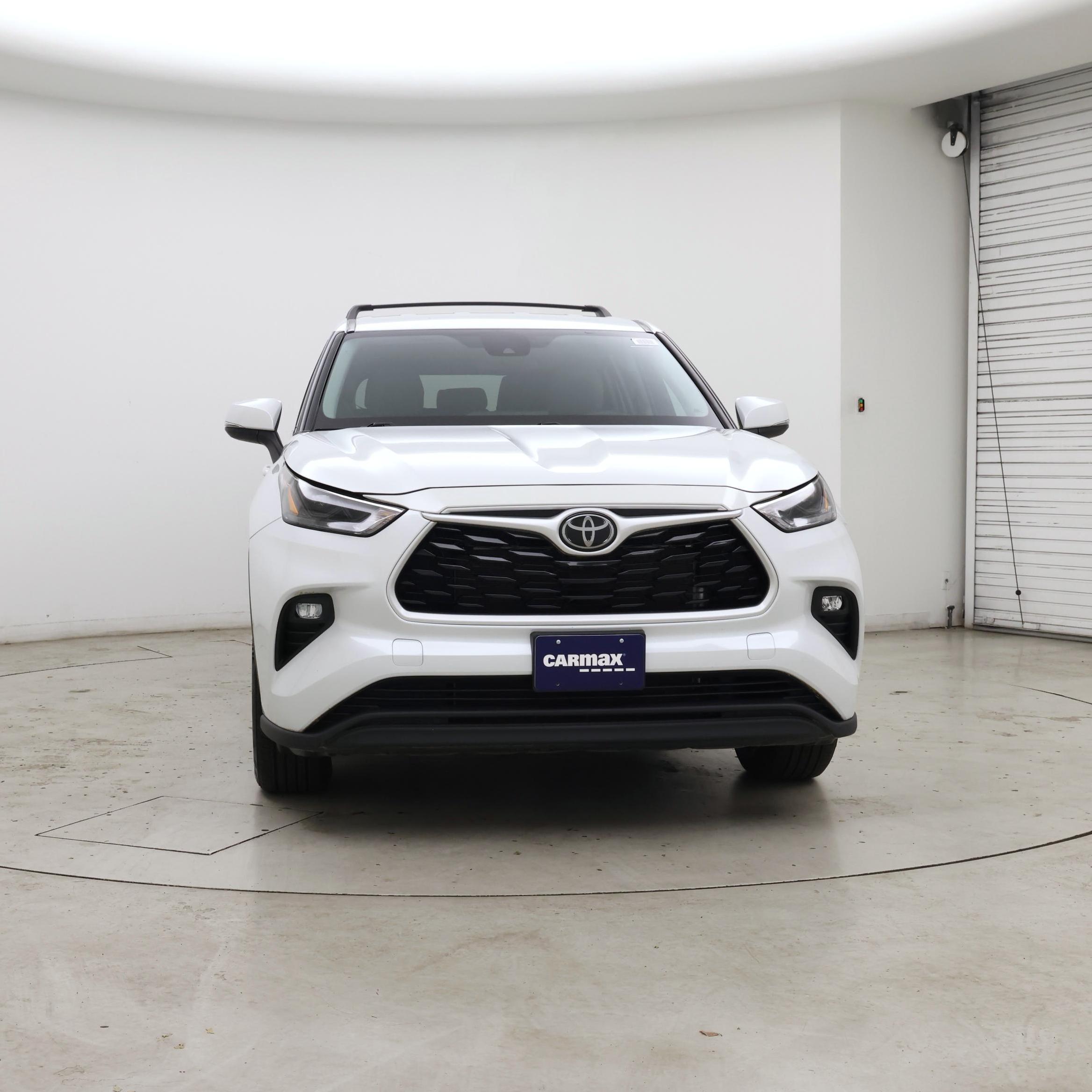 Thumbnail: 2022 Toyota Highlander - 5