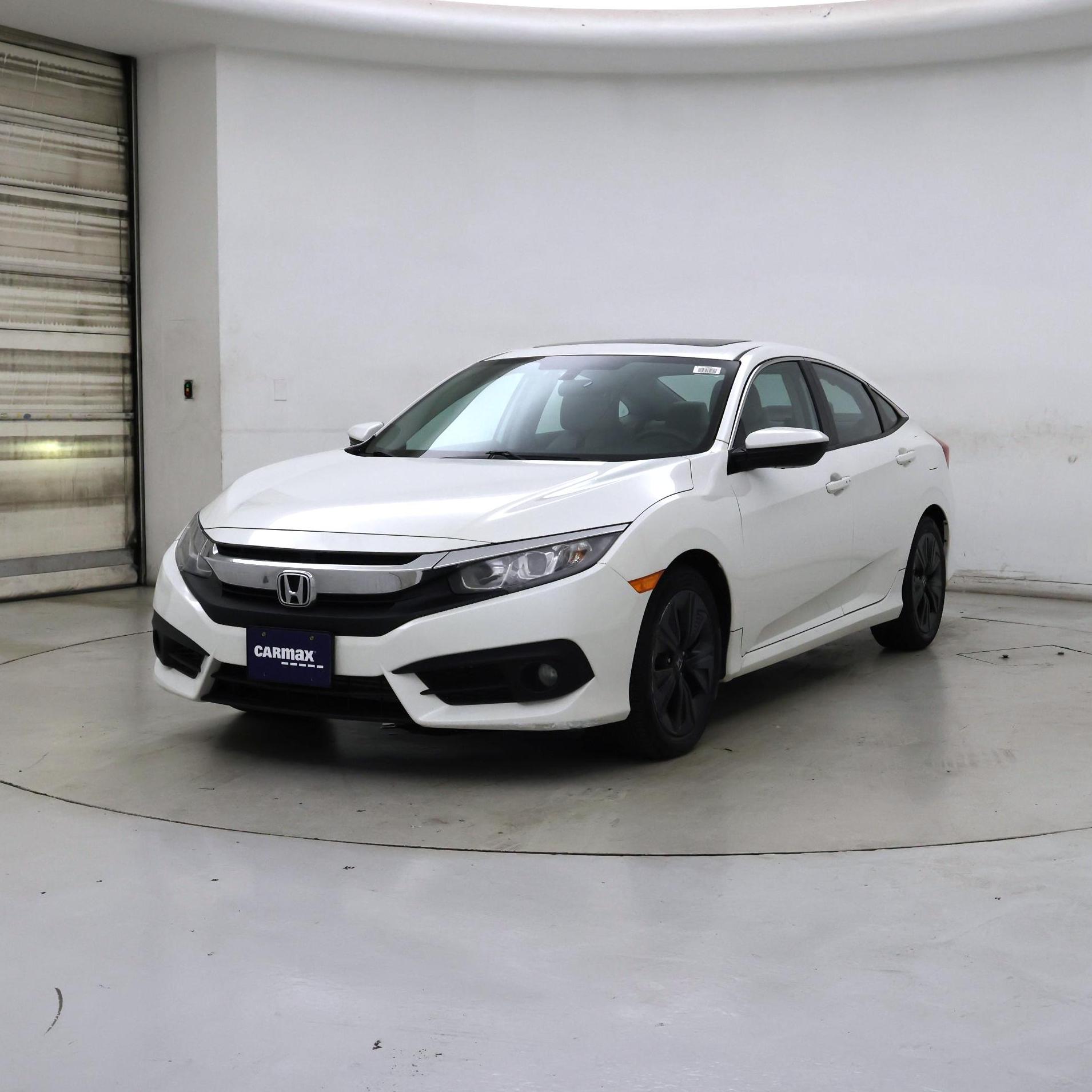 Thumbnail: 2017 Honda Civic - 4