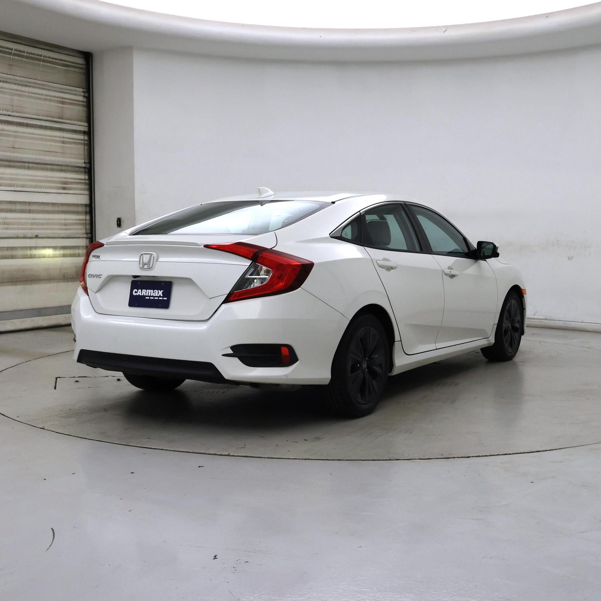Thumbnail: 2017 Honda Civic - 8